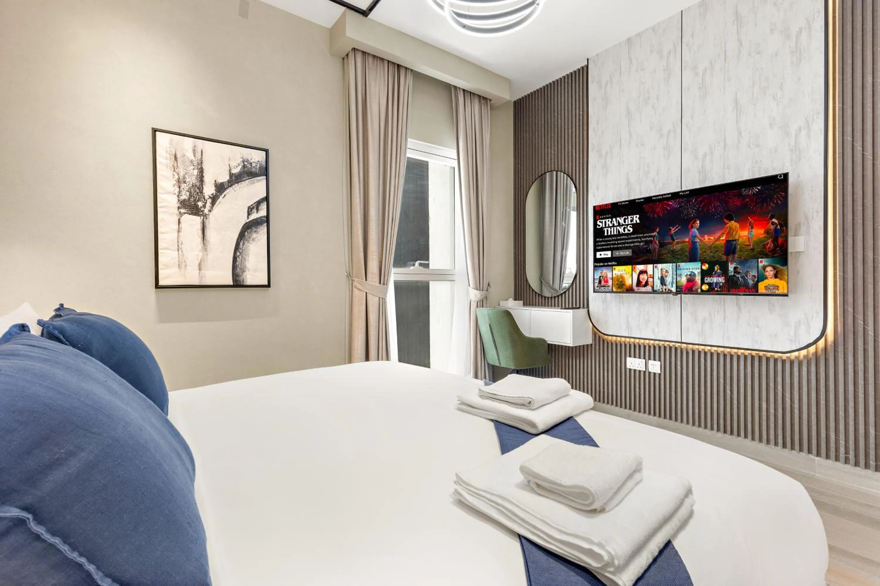 Bed in Desert Key - Perfectly Located Yas Island Premier Apts