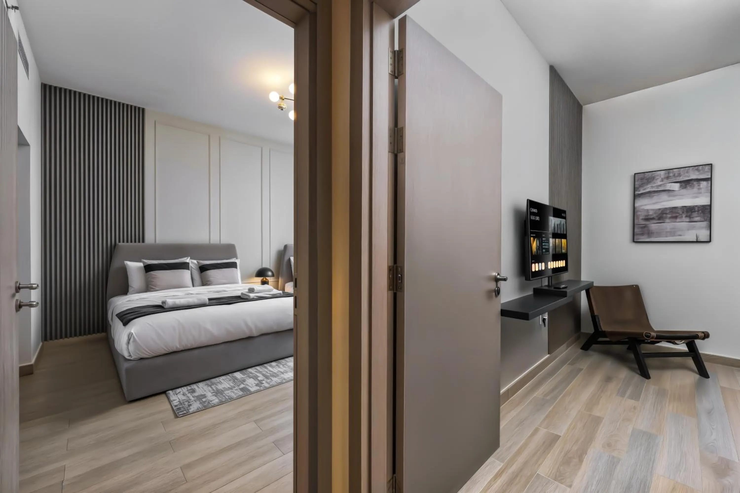 Bedroom, Bed in Desert Key - Perfectly Located Yas Island Premier Apts