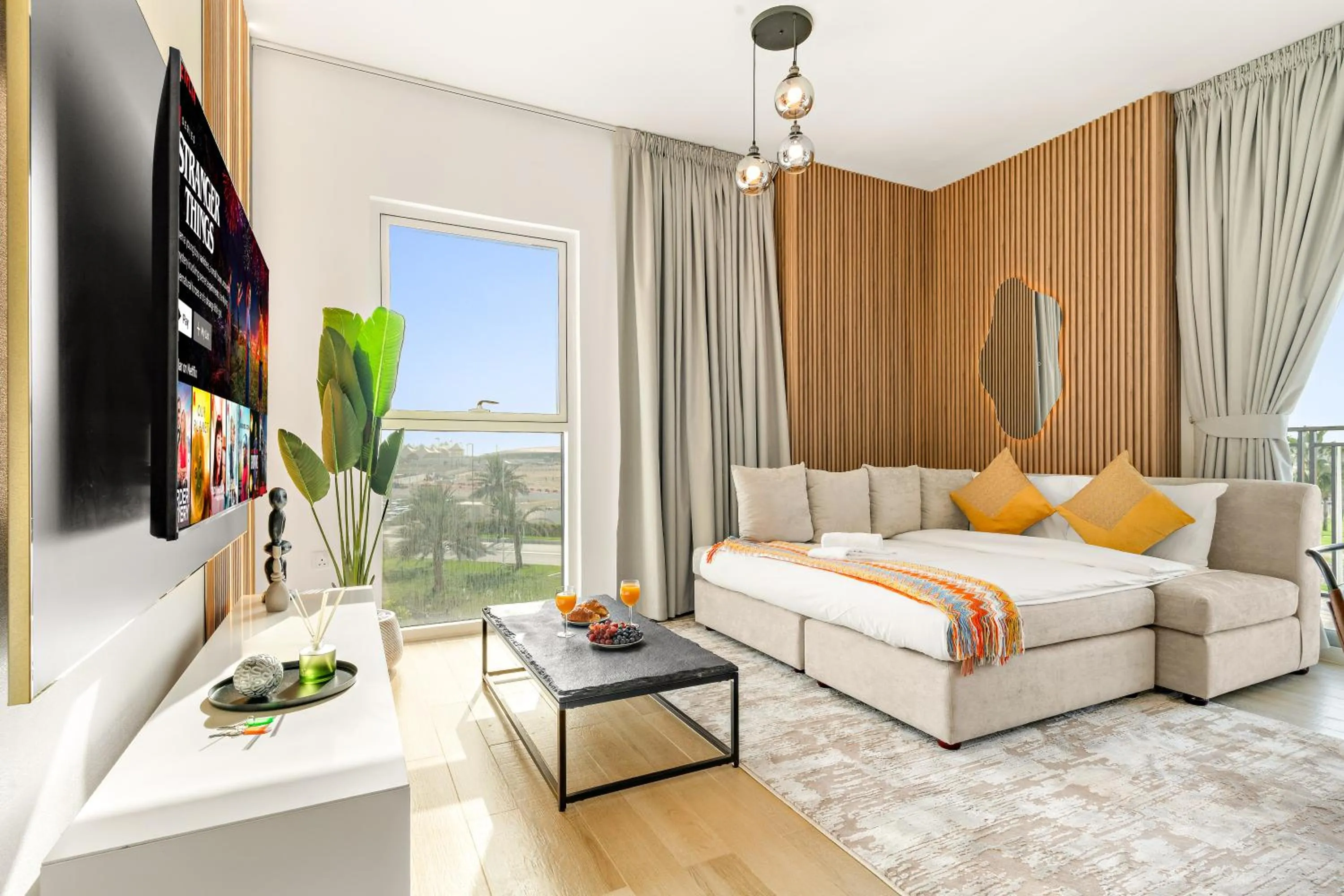 Bed in Desert Key - Perfectly Located Yas Island Premier Apts