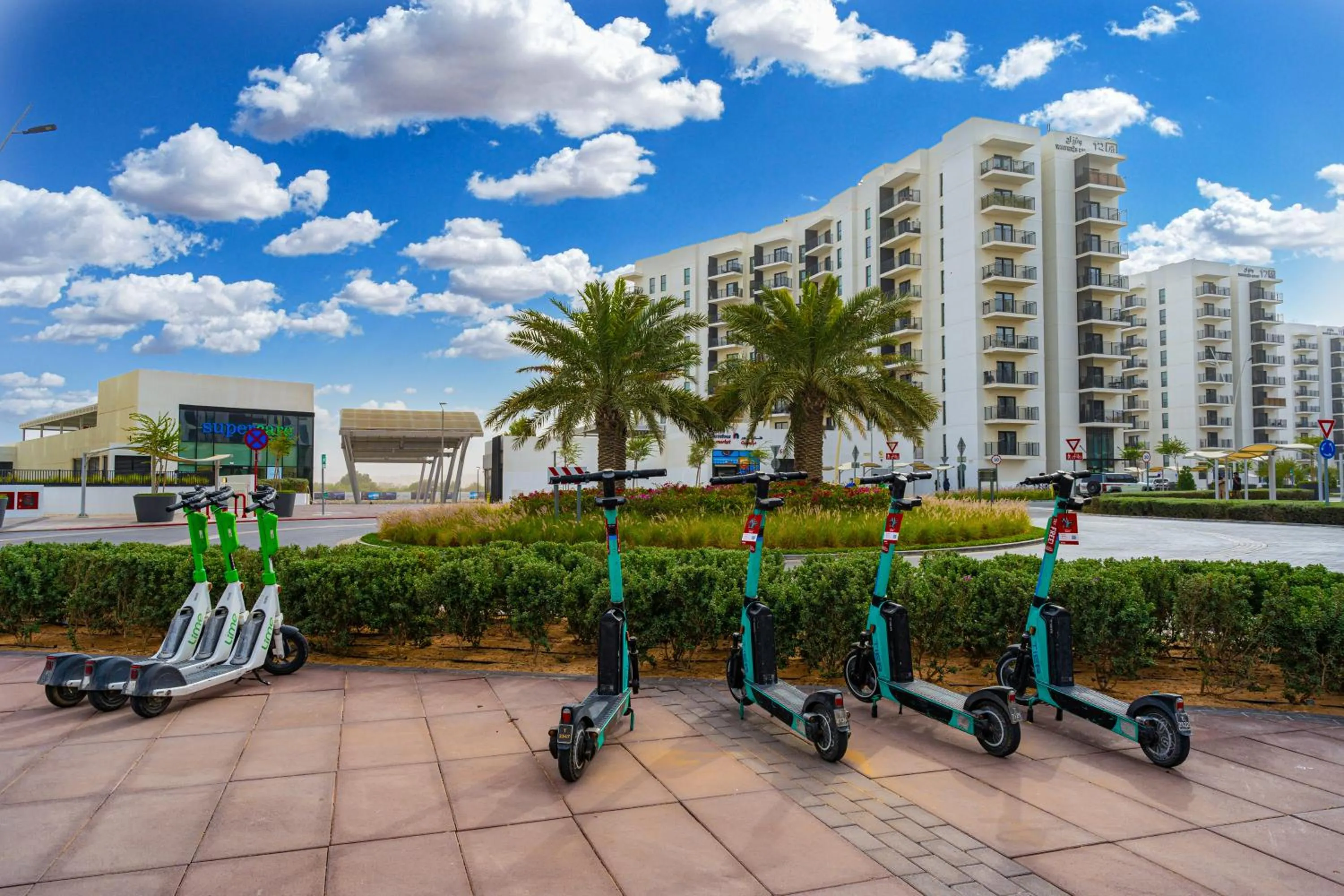 Property building in Desert Key - Perfectly Located Yas Island Premier Apts