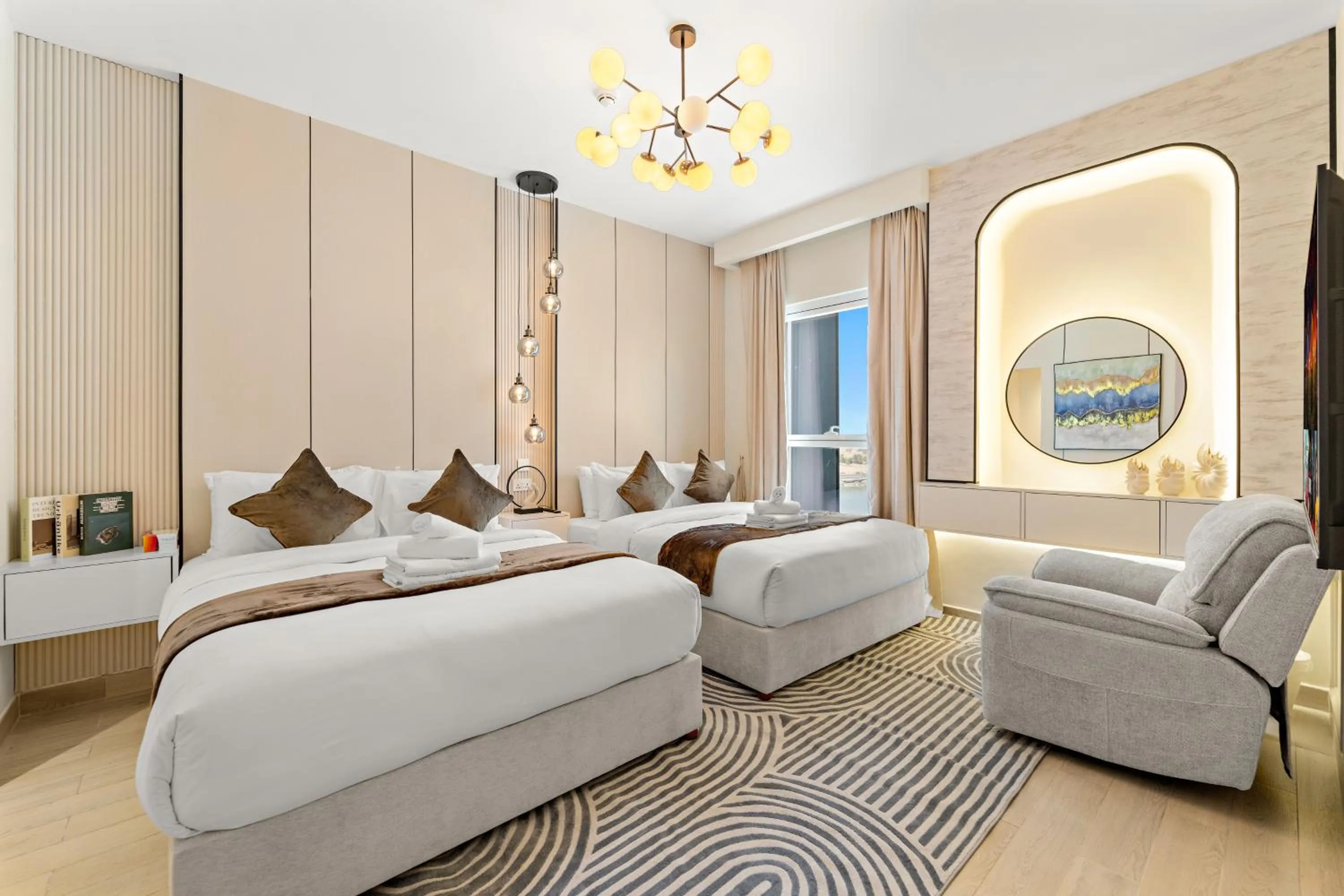 Bed in Desert Key - Perfectly Located Yas Island Premier Apts