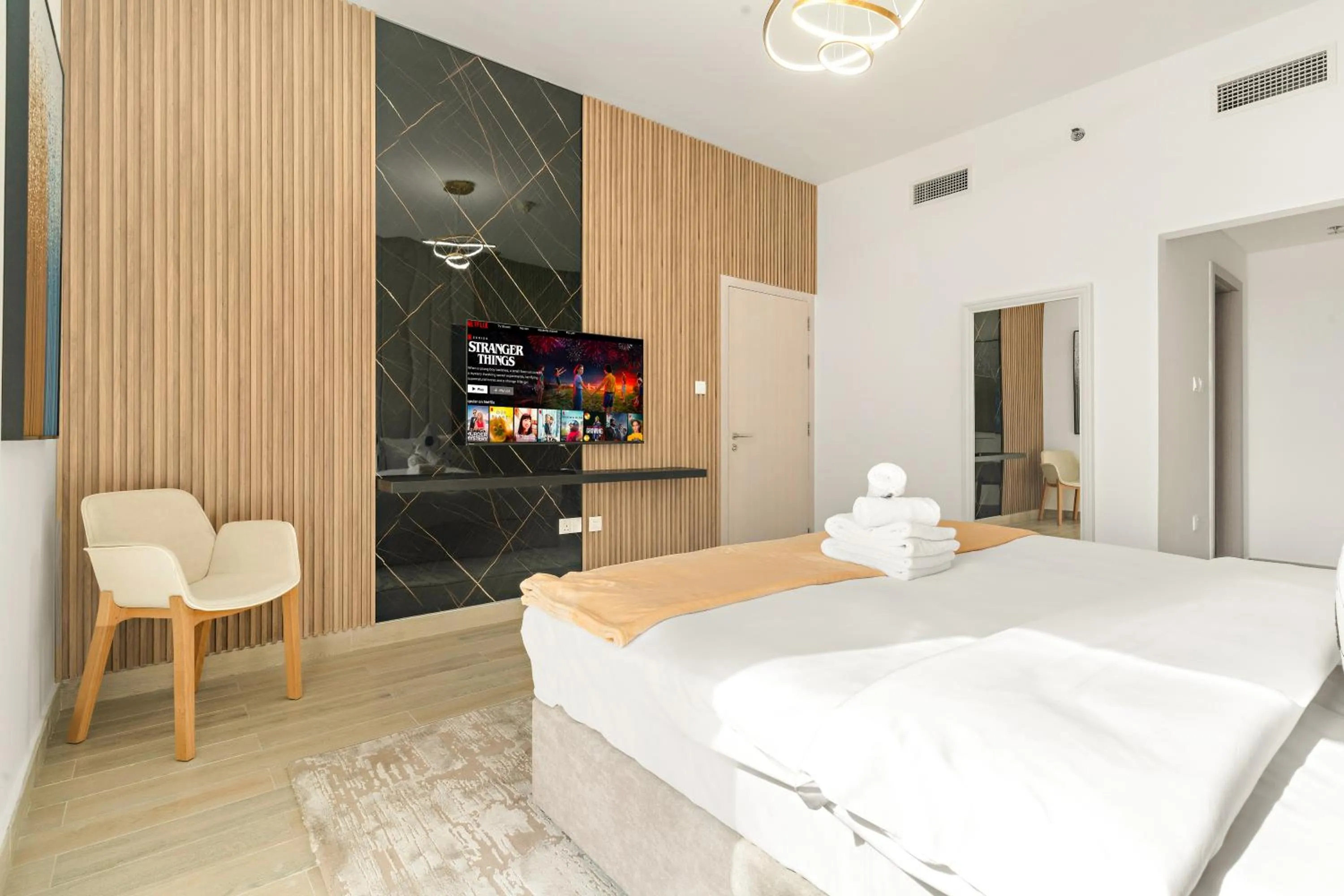 Bedroom, Bed in Desert Key - Perfectly Located Yas Island Premier Apts