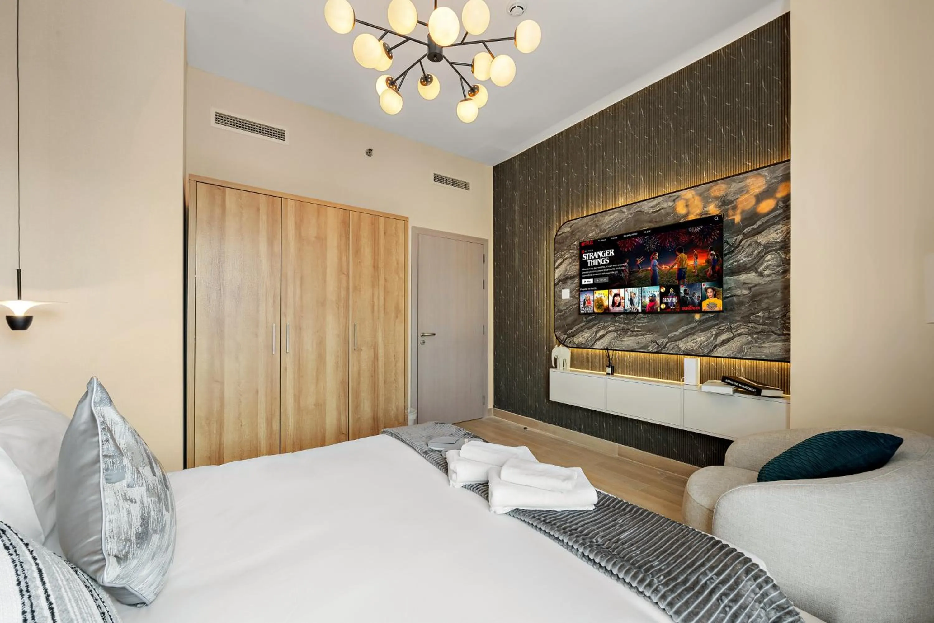 Bedroom, Bed in Desert Key - Perfectly Located Yas Island Premier Apts