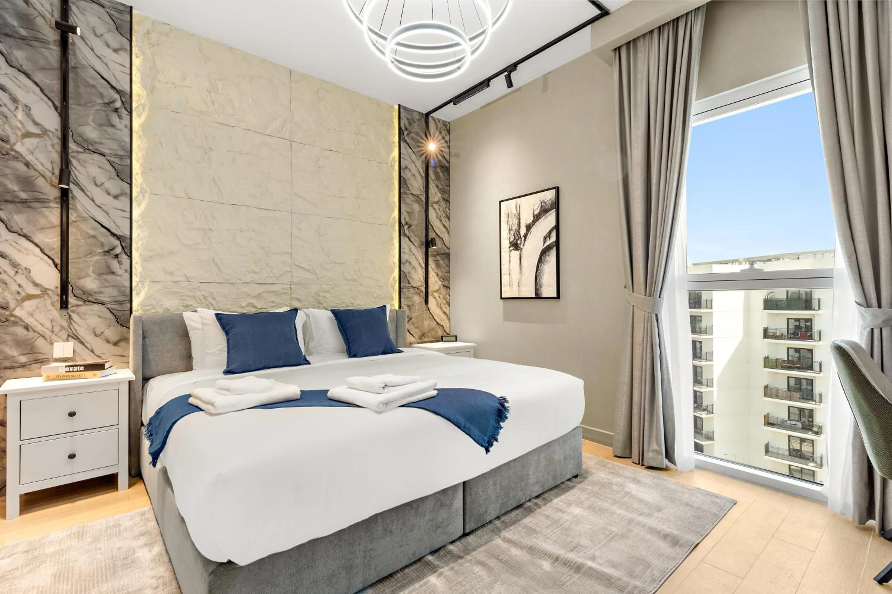 Bed in Desert Key - Perfectly Located Yas Island Premier Apts