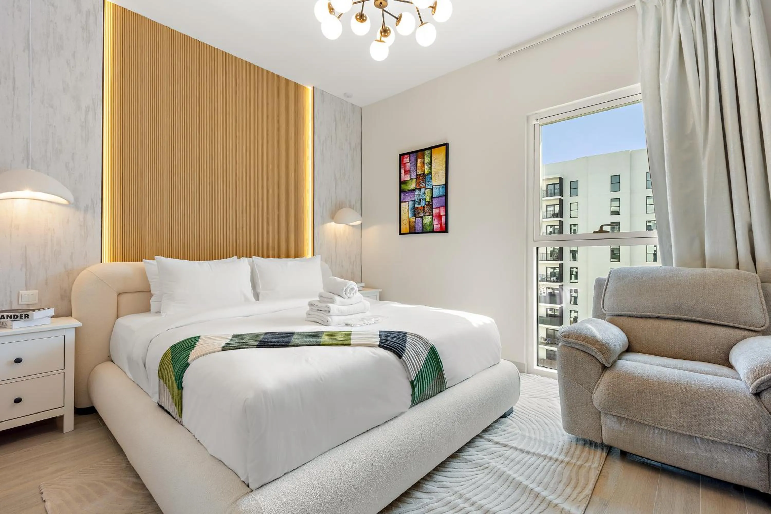 Bed in Desert Key - Perfectly Located Yas Island Premier Apts