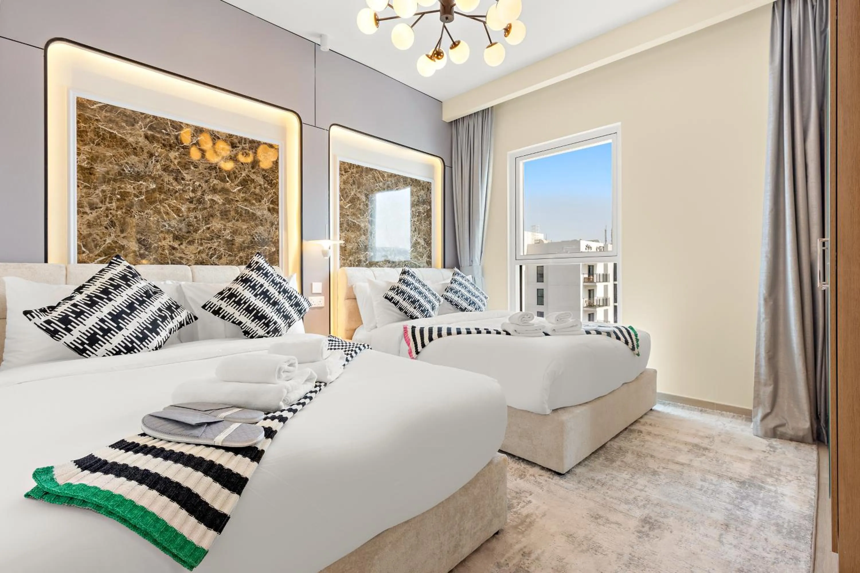 Bedroom, Bed in Desert Key - Perfectly Located Yas Island Premier Apts