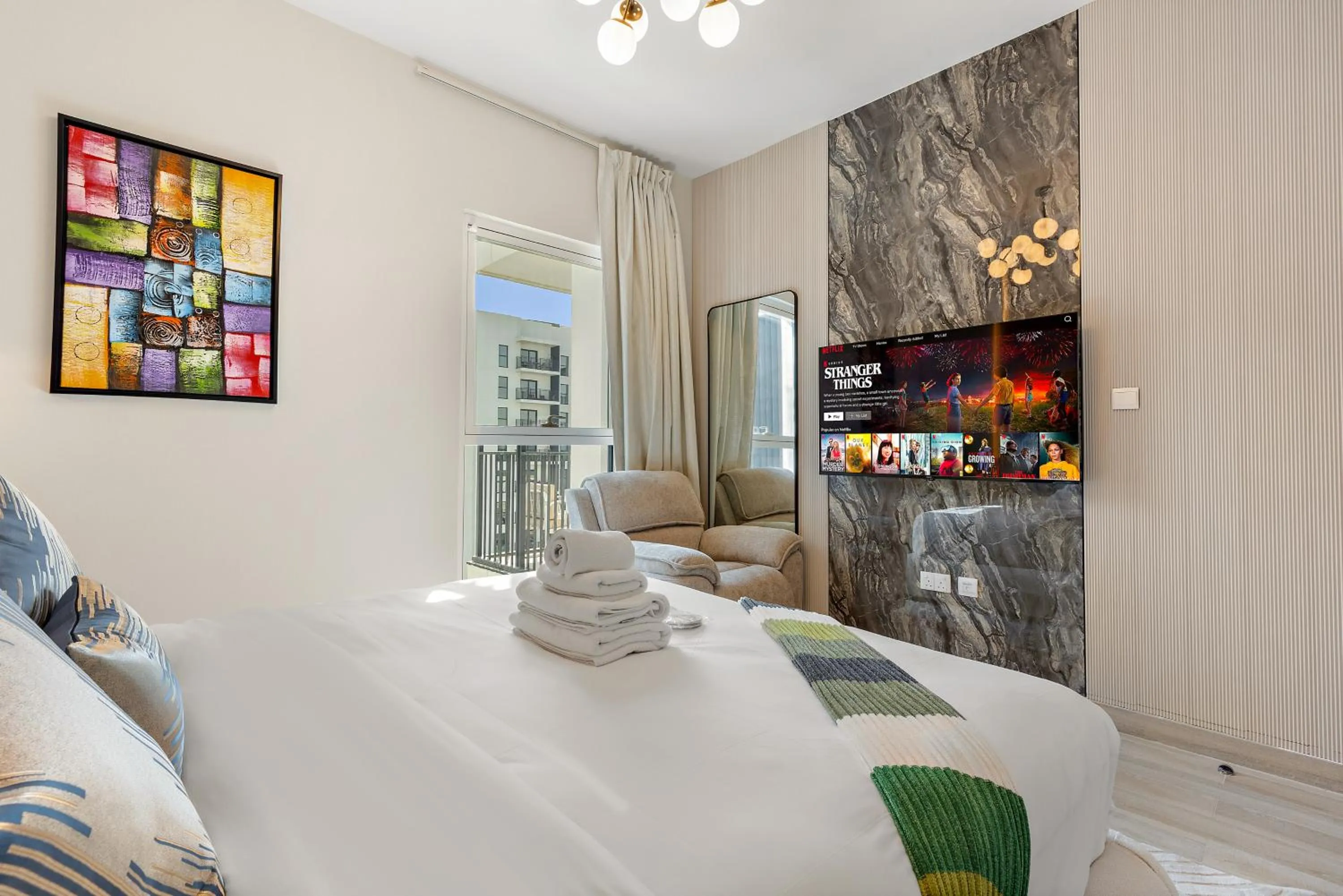 Bed in Desert Key - Perfectly Located Yas Island Premier Apts