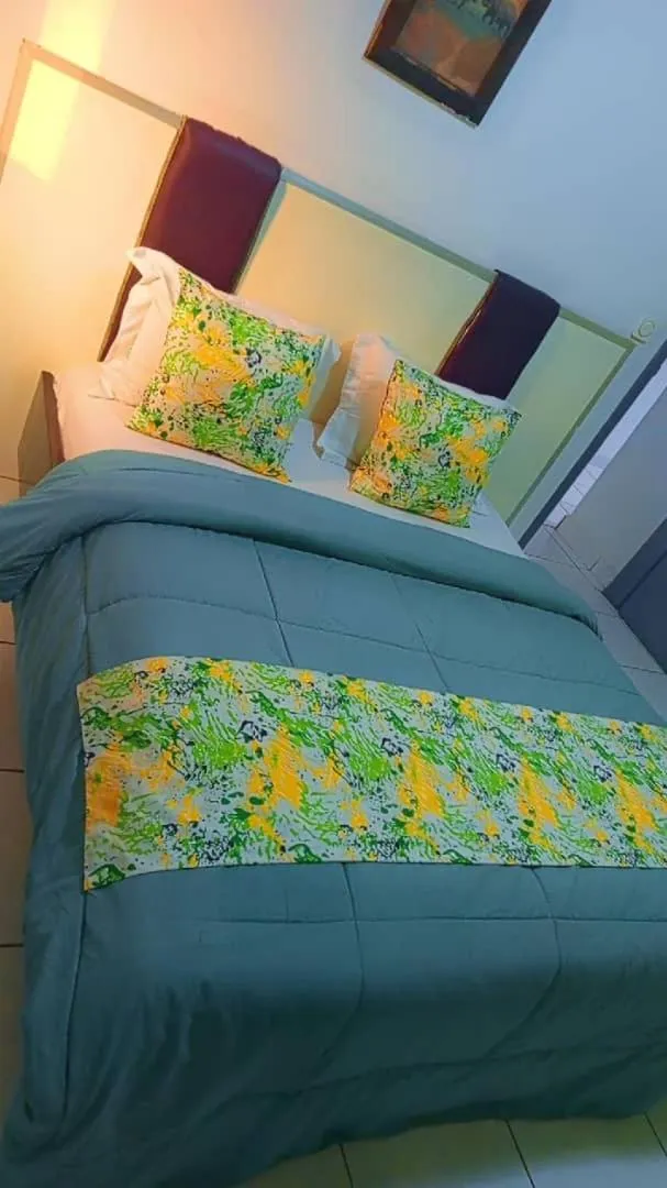 Bed in Complexe A8CLOS