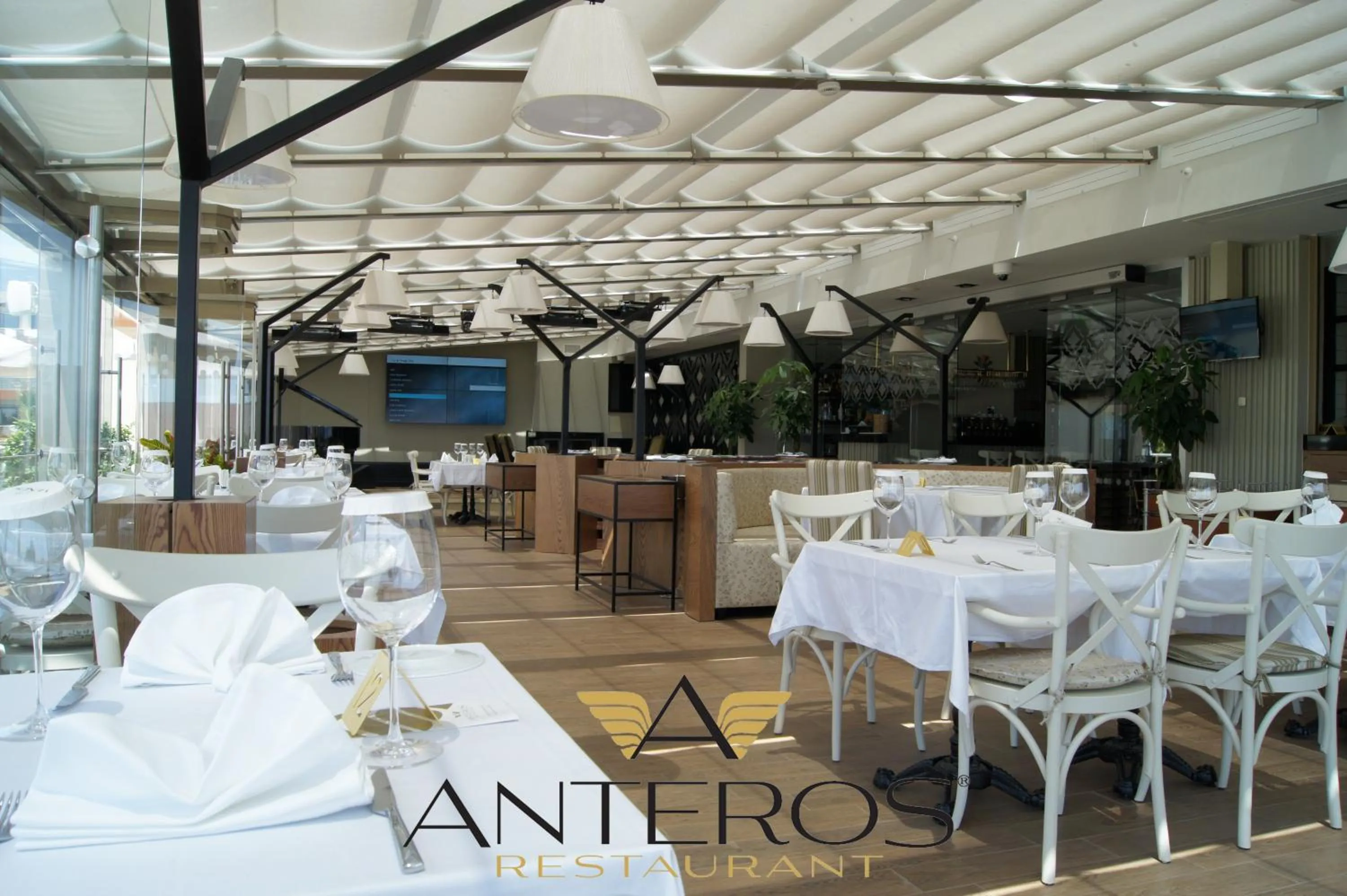 Restaurant/places to eat in Venus Thermal Boutique Hotel