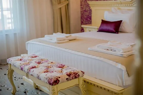 Bed in Hotel Almar Luxury