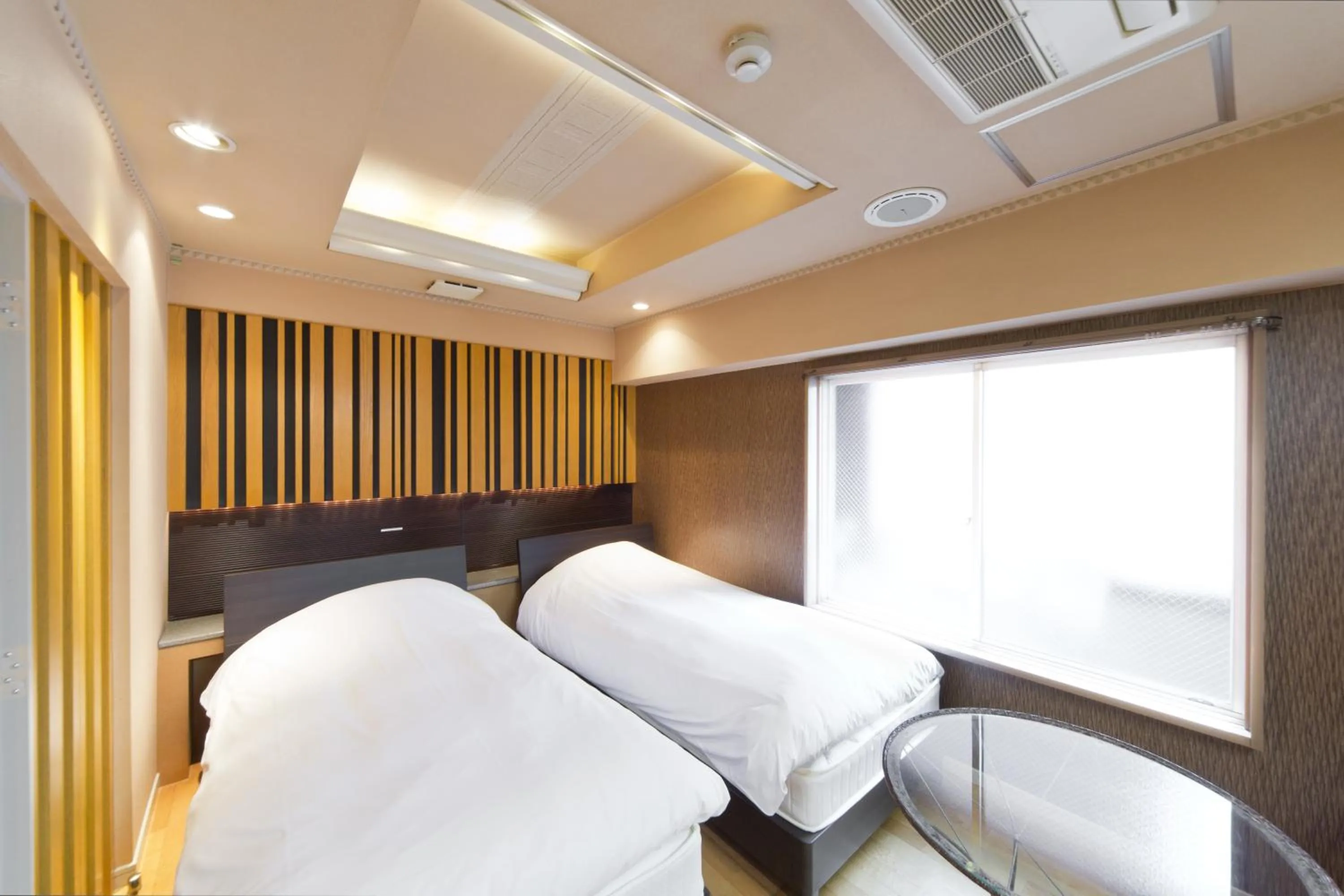 Photo of the whole room, Bed in International Hotel Kabukicho