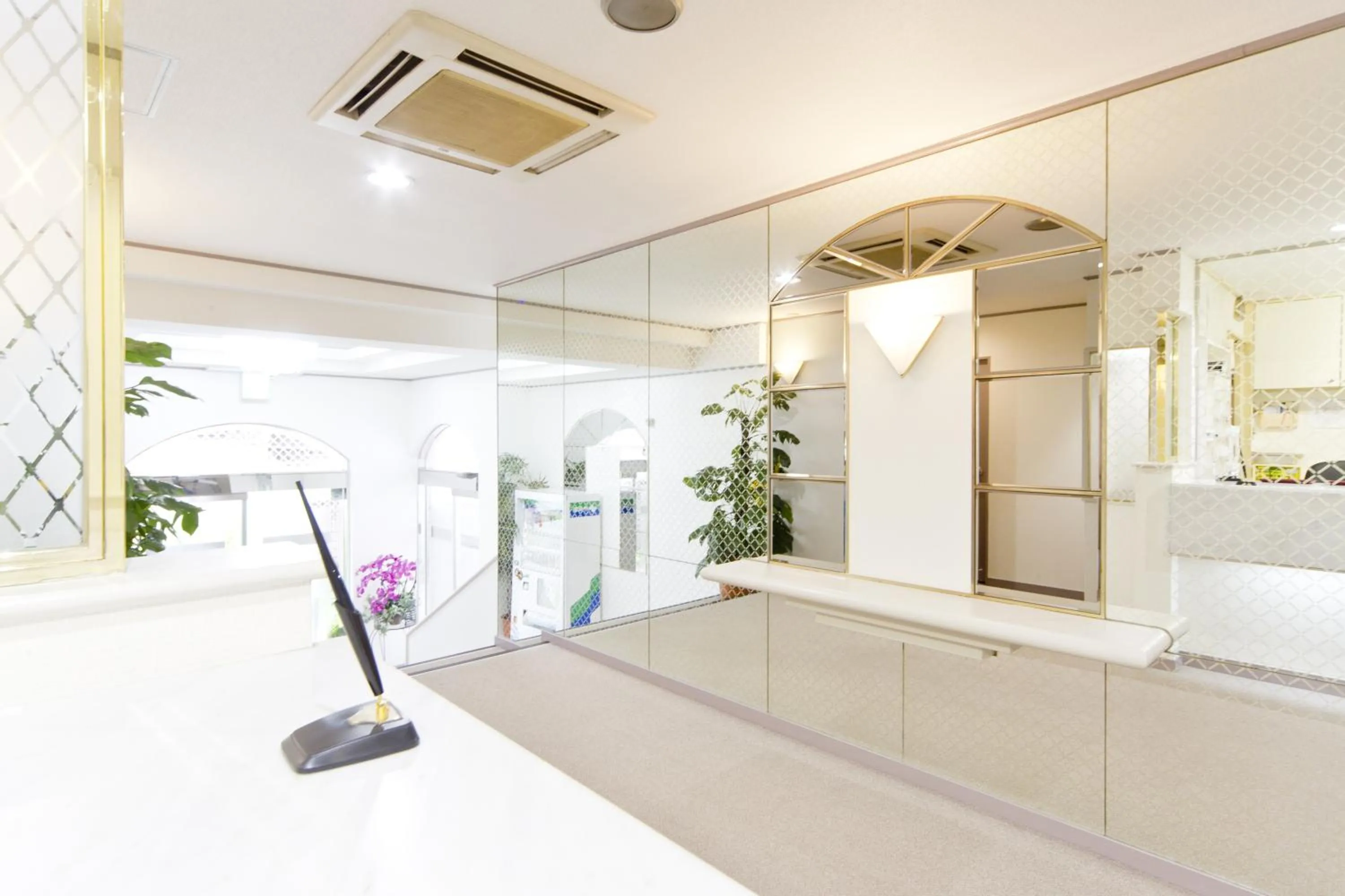 Lobby or reception in Shinjuku East Hotel