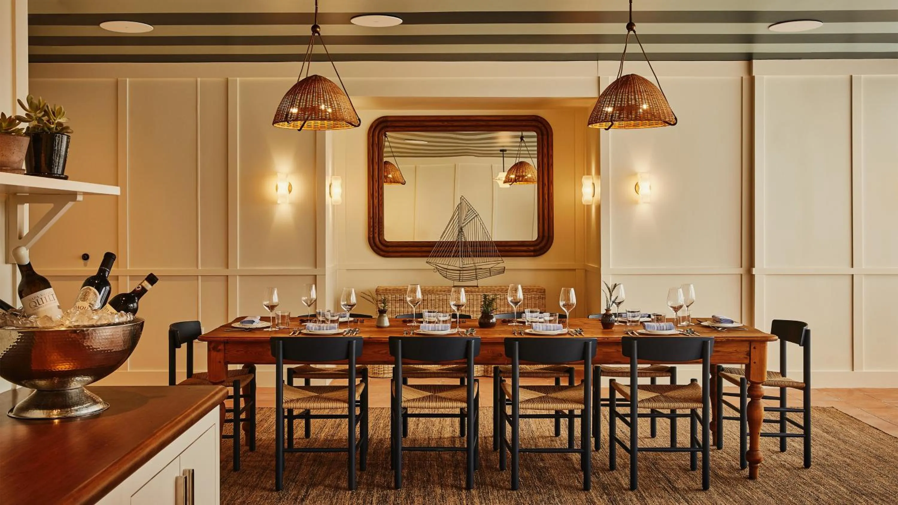 Restaurant/places to eat in Trailborn Surf & Sound, Outdoor Collection by Marriott Bonvoy