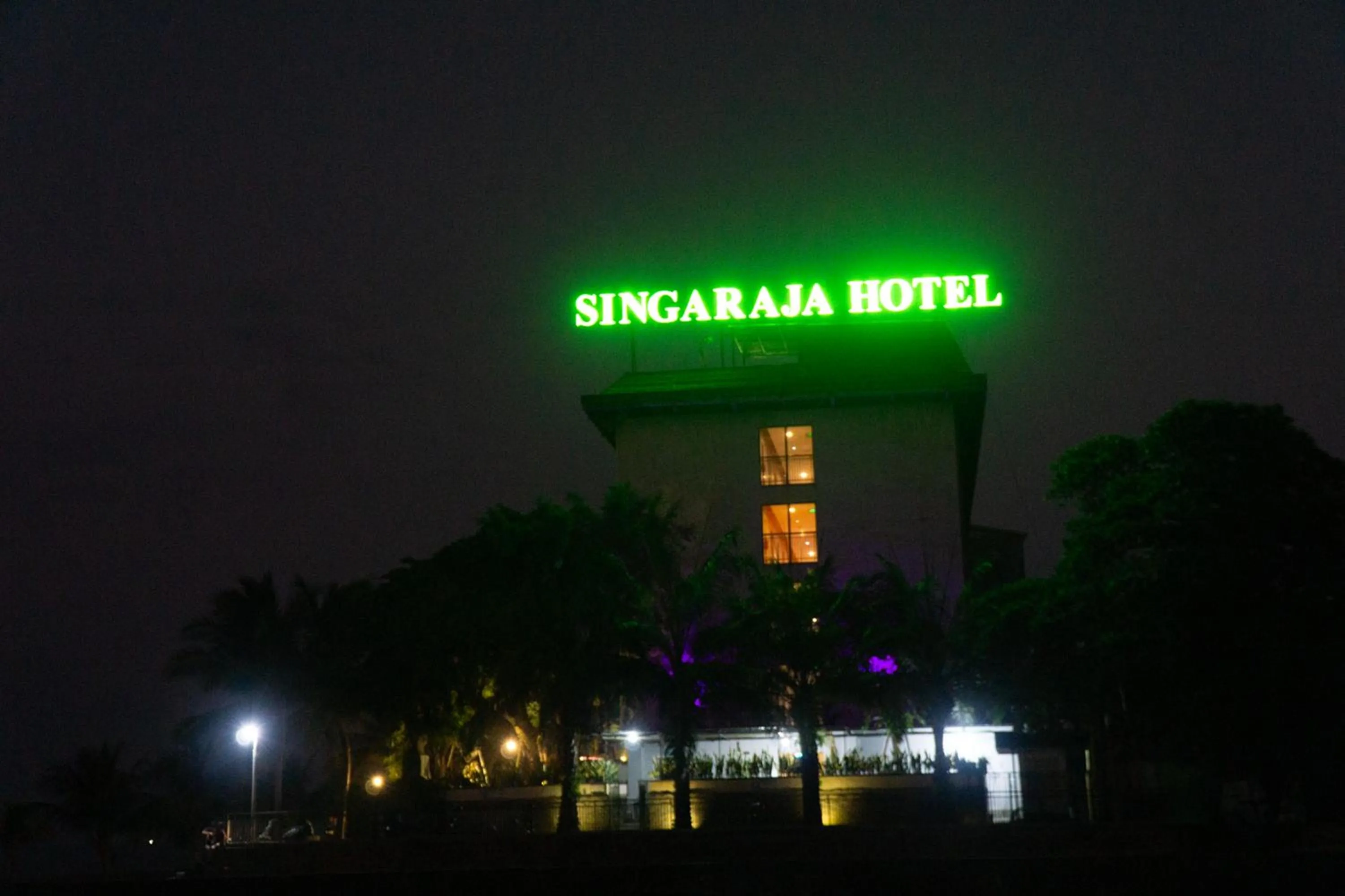 Property building in Singaraja Beach Hotel