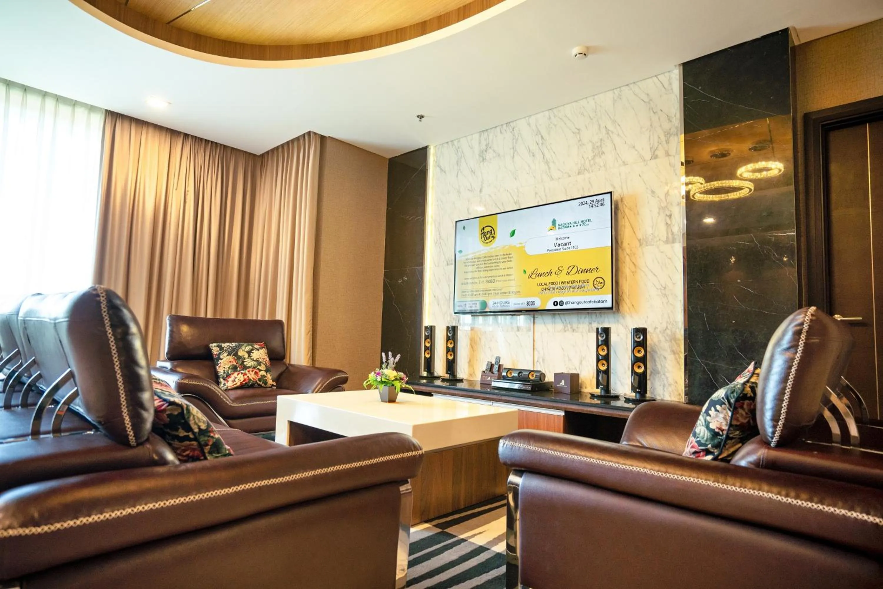 Guests in Nagoya Hill Hotel Batam