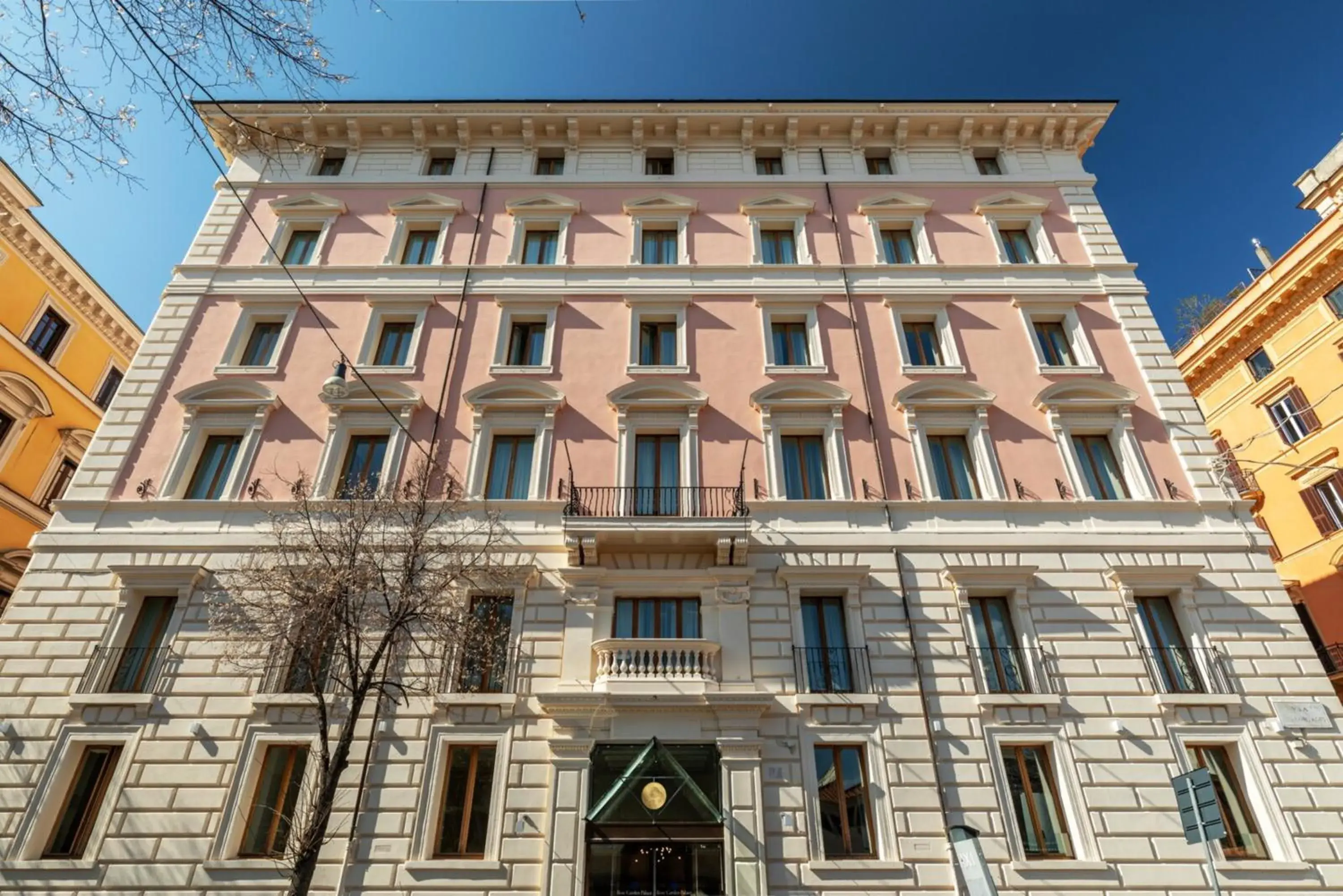 Property building in Rose Garden Palace Roma by OMNIA hotels Property building in Rose Garden Palace Roma by OMNIA hotels
