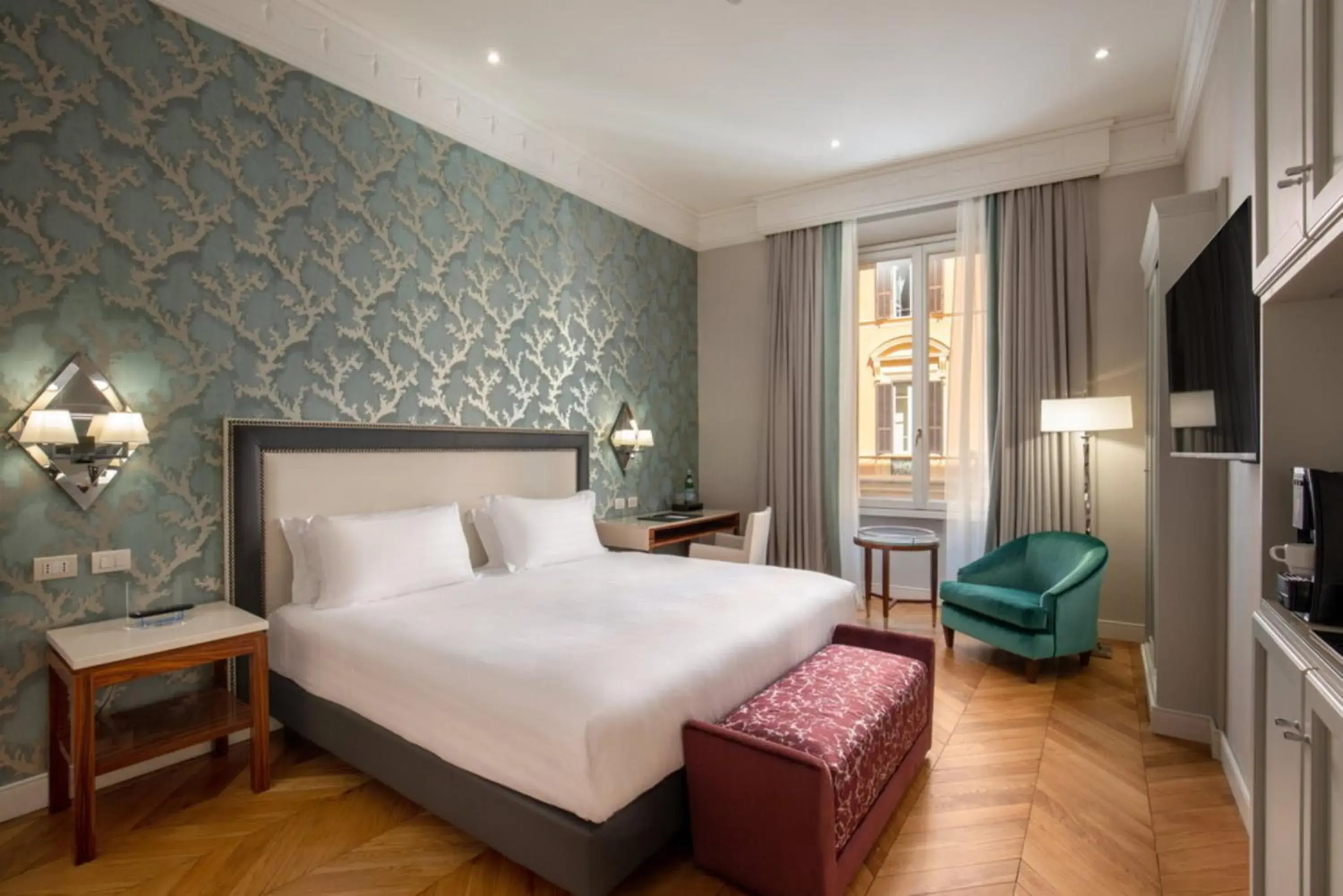 Superior Double Room in Rose Garden Palace Roma by OMNIA hotels Superior Double Room in Rose Garden Palace Roma by OMNIA hotels