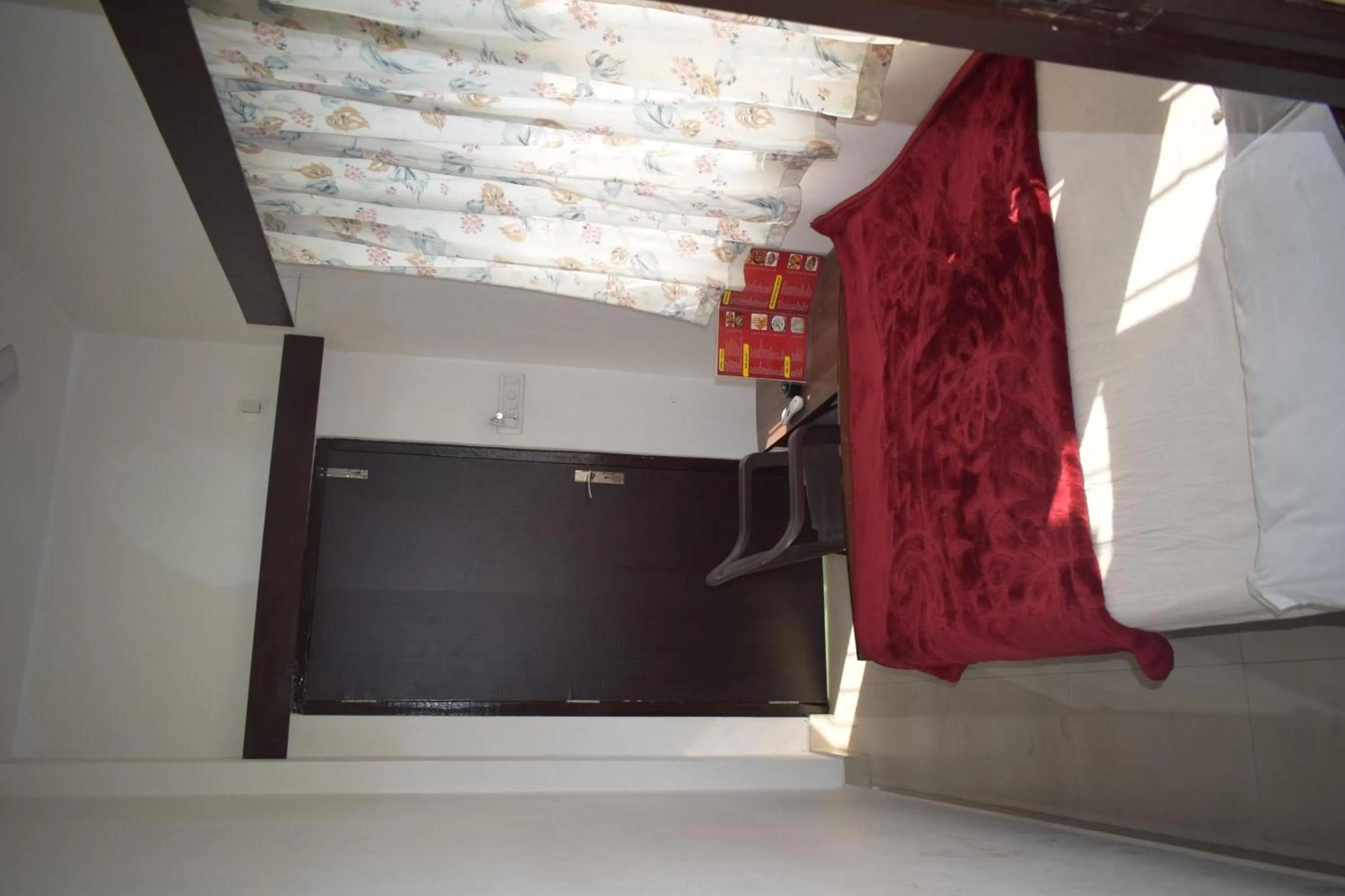 Bedroom, Bed in Hotel Ramnivas