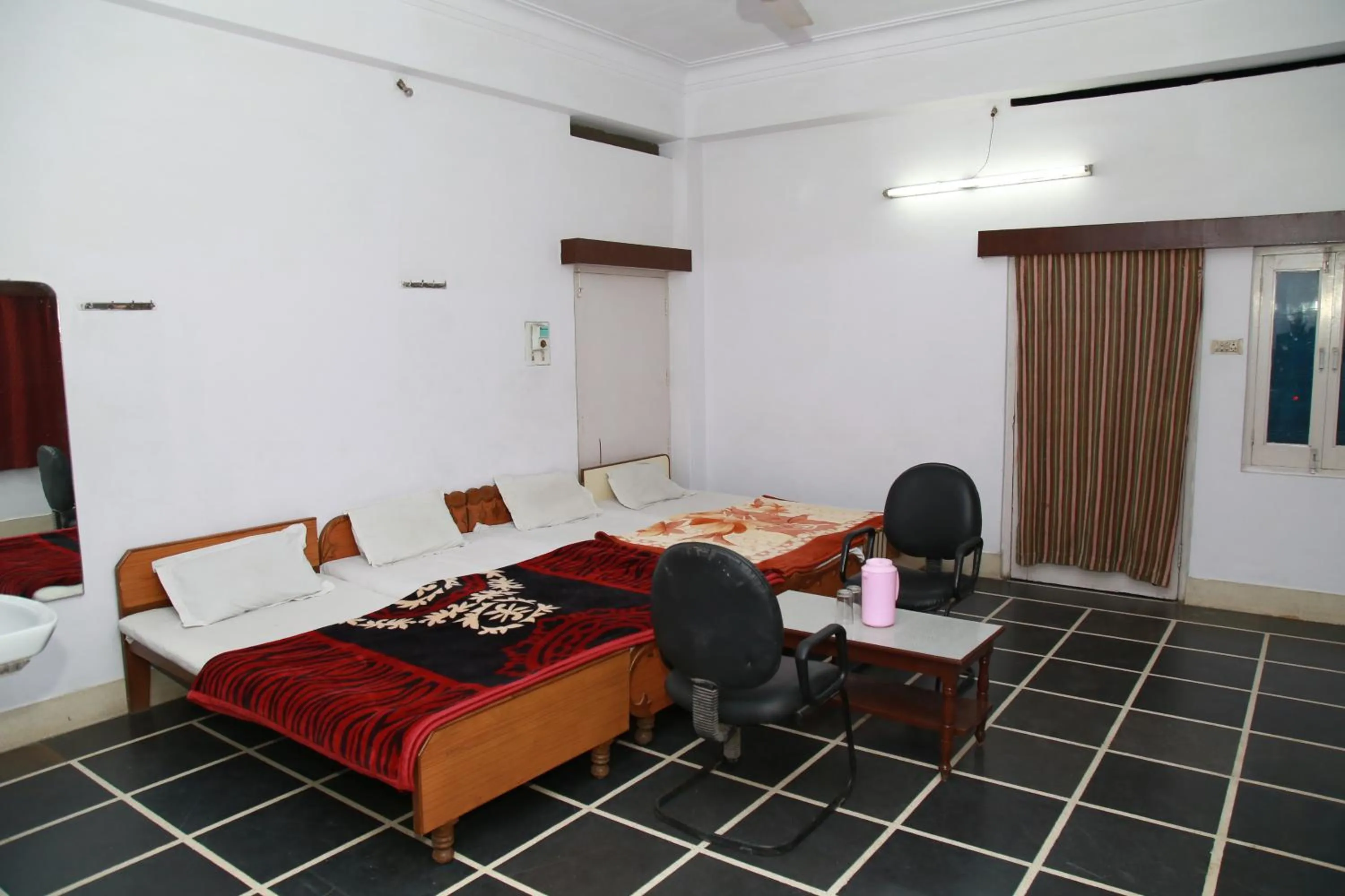 Bedroom, Bed in Hotel Ramnivas