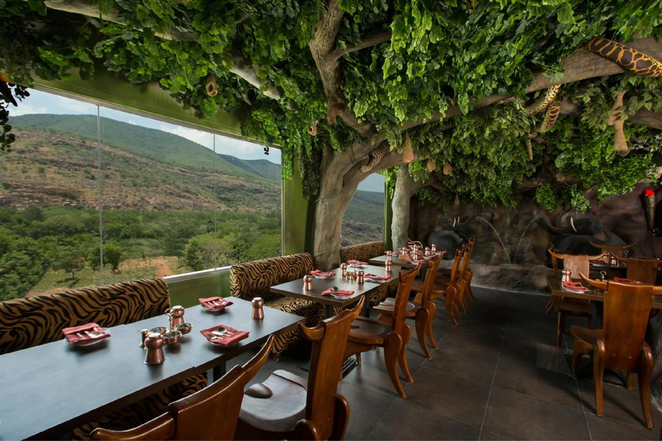Restaurant/places to eat in Pai Viceroy