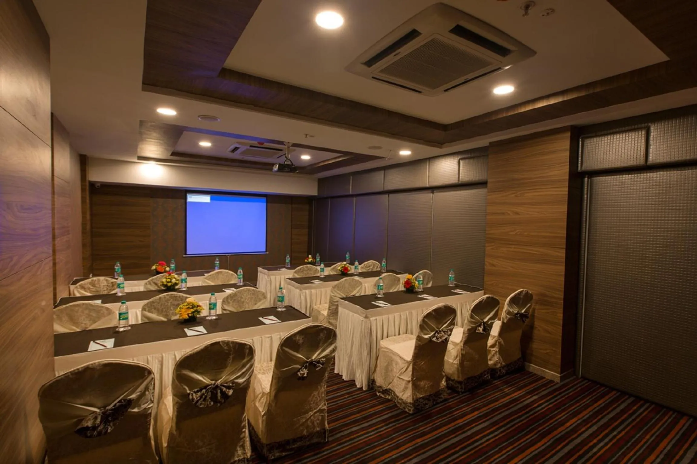 Meeting/conference room in Pai Viceroy