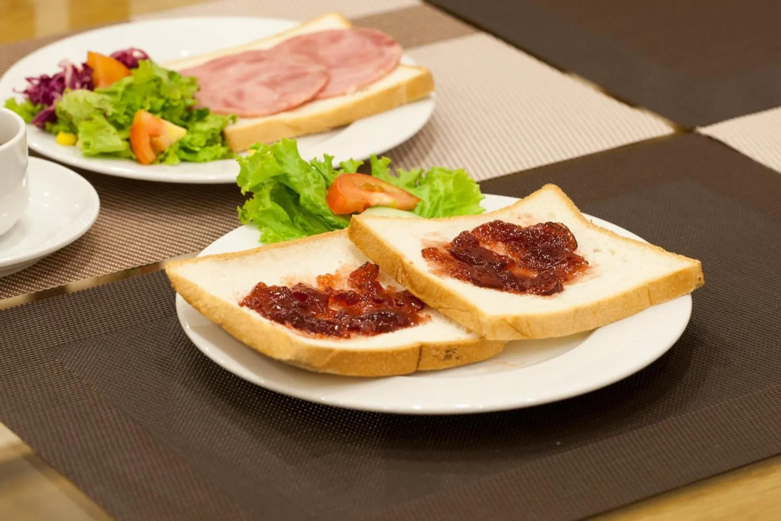 Restaurant/places to eat in Thien Hai Hotel