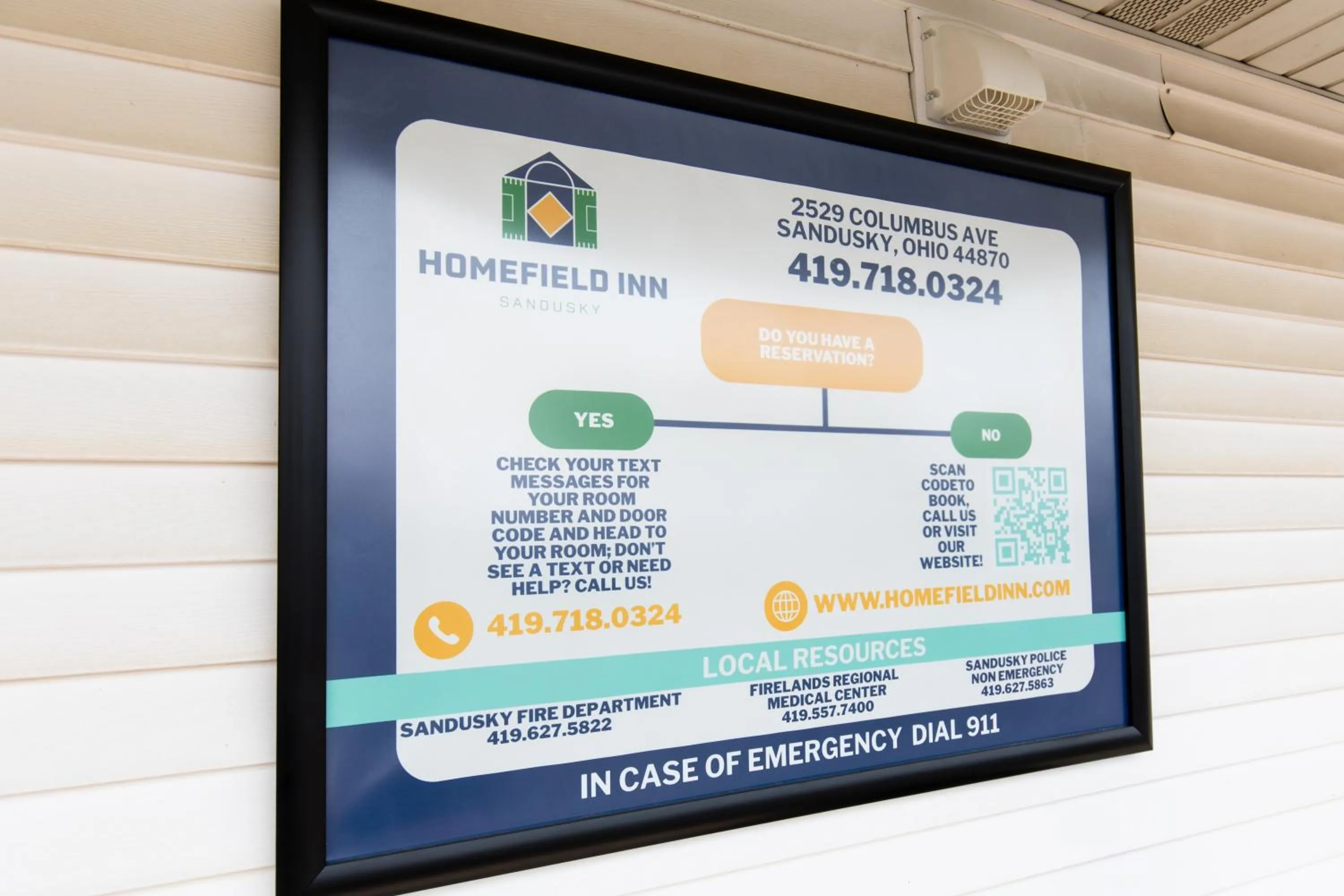 HomeField Inn