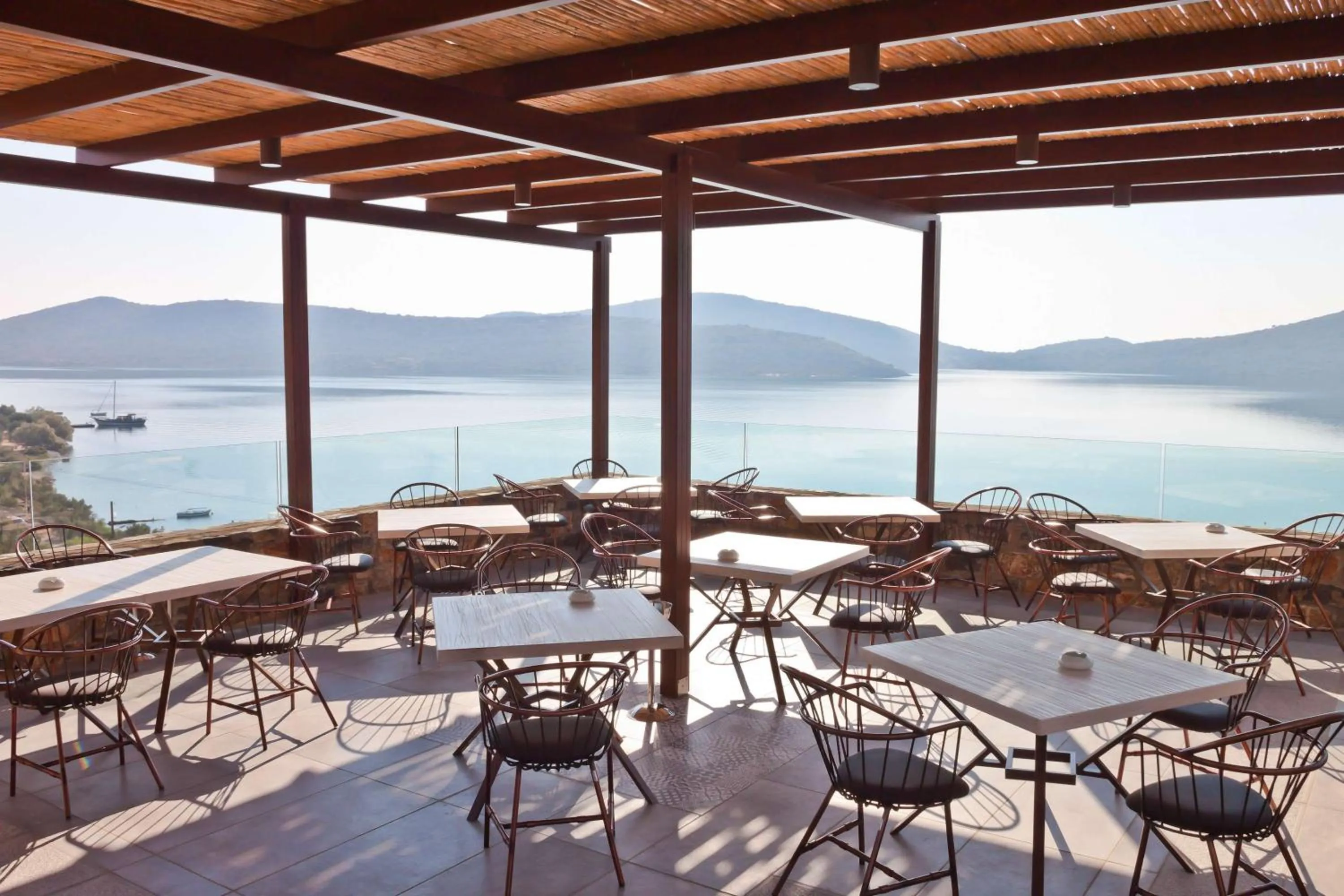 Restaurant/places to eat in Royal Marmin Bay Boutique & Art Hotel