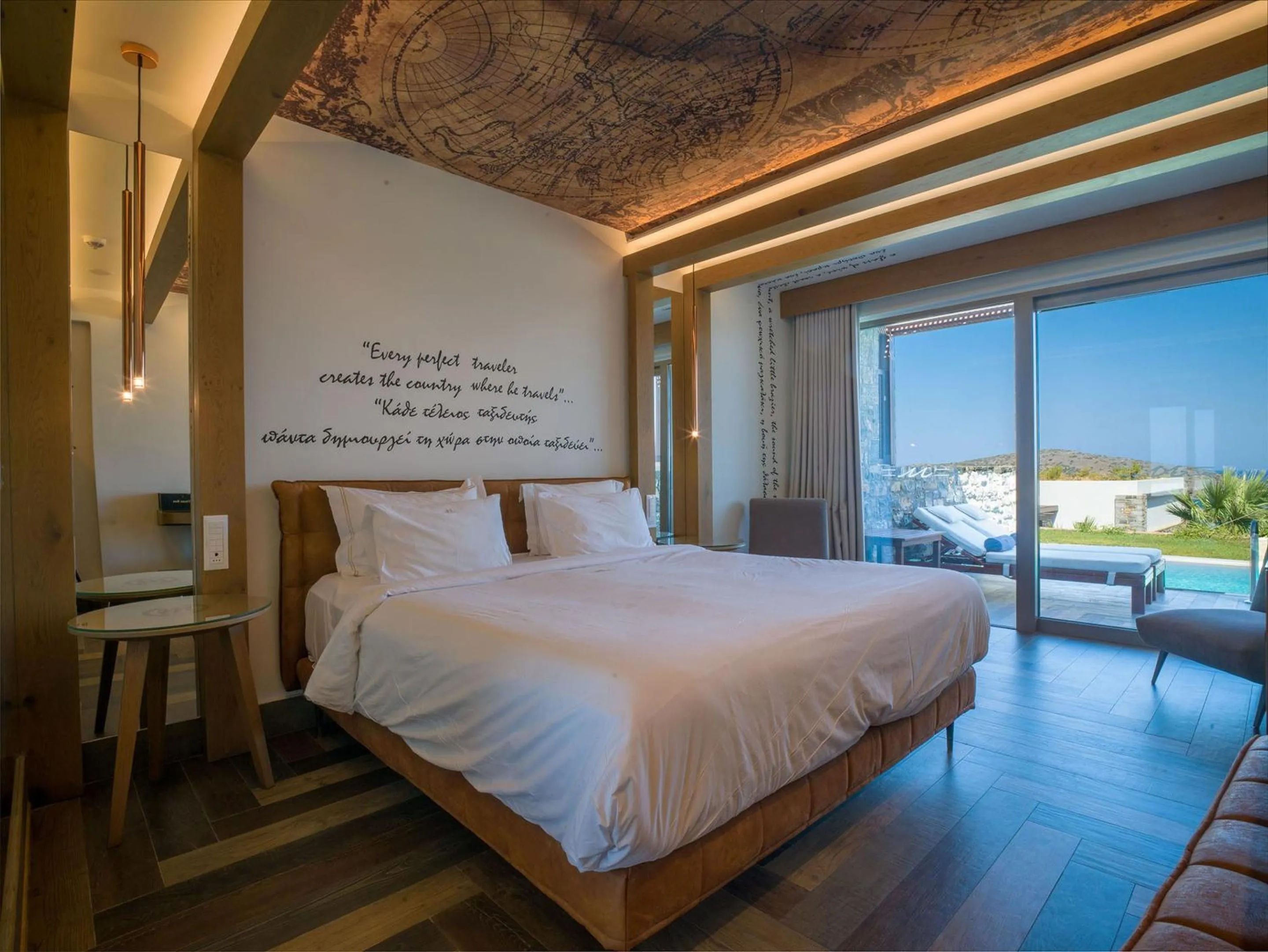 Bedroom, Bed in Royal Marmin Bay Boutique & Art Hotel