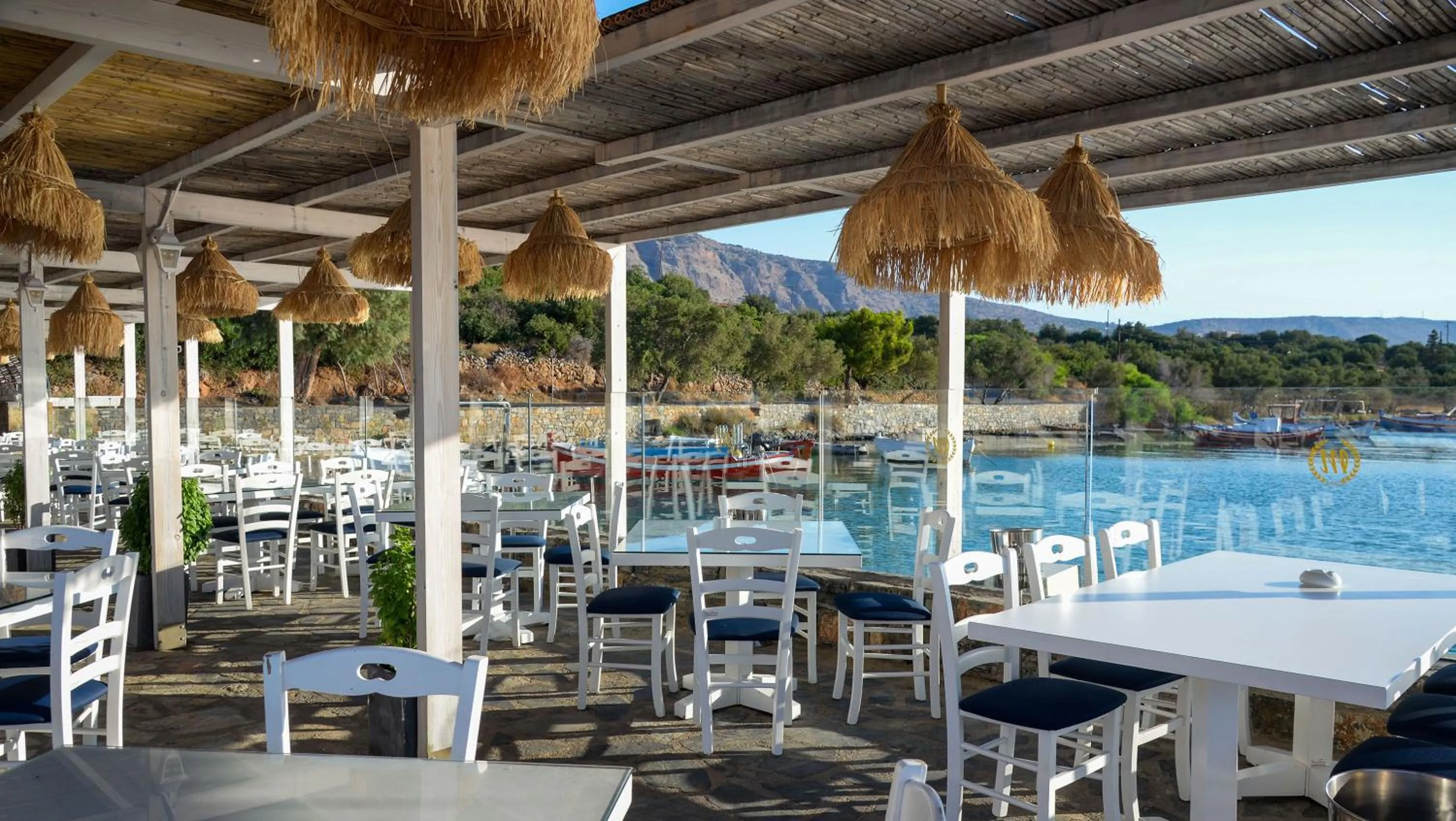 Restaurant/places to eat in Royal Marmin Bay Boutique & Art Hotel