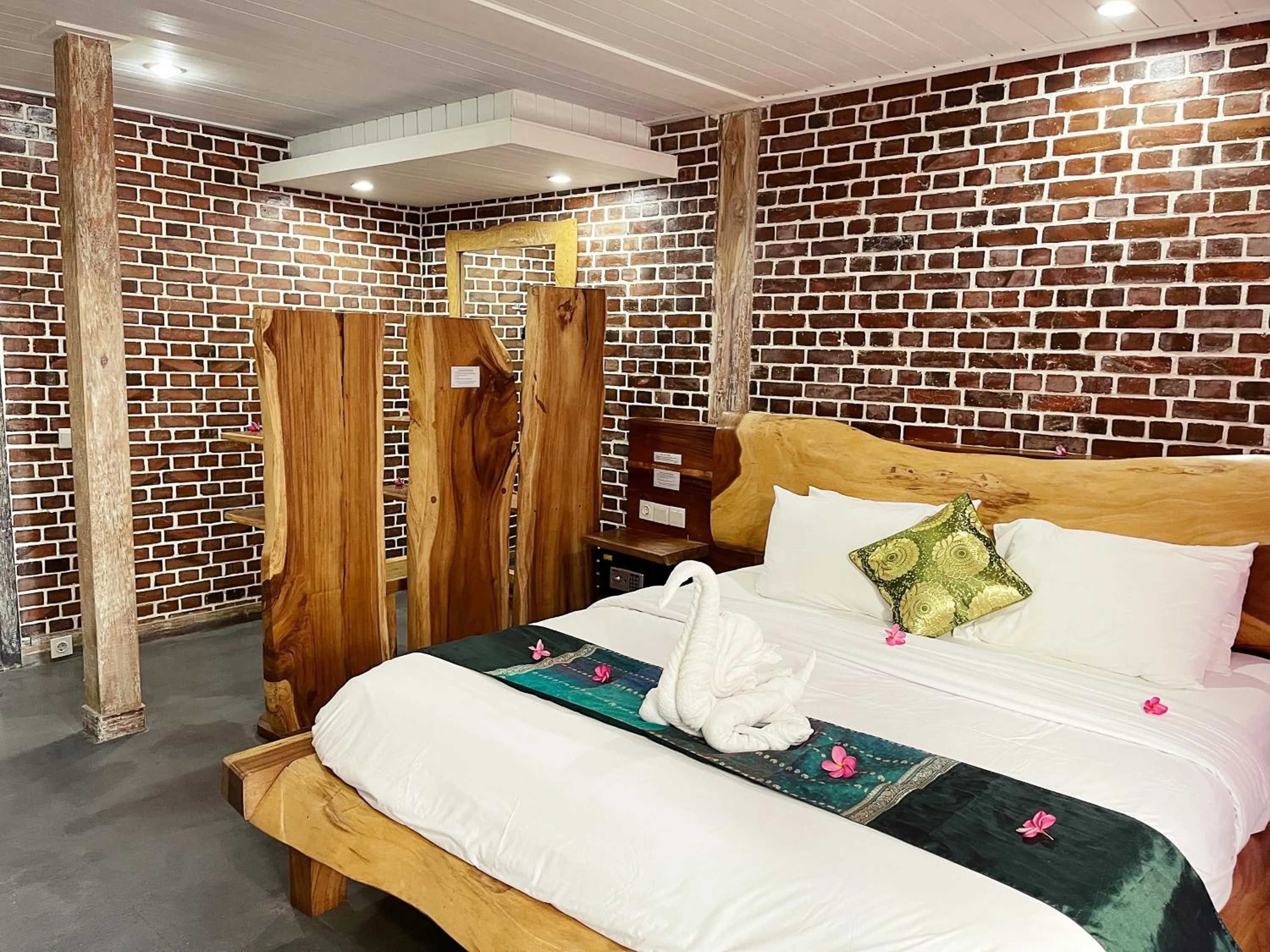 Bed in Princess of Mentigi Bay