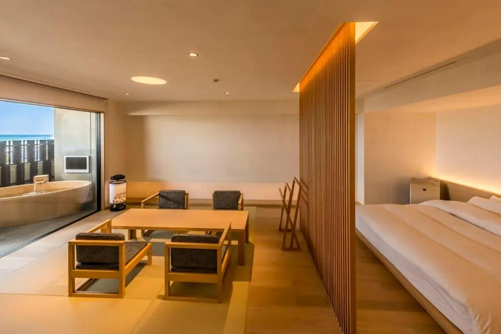 Photo of the whole room, Bed in Chikurakan