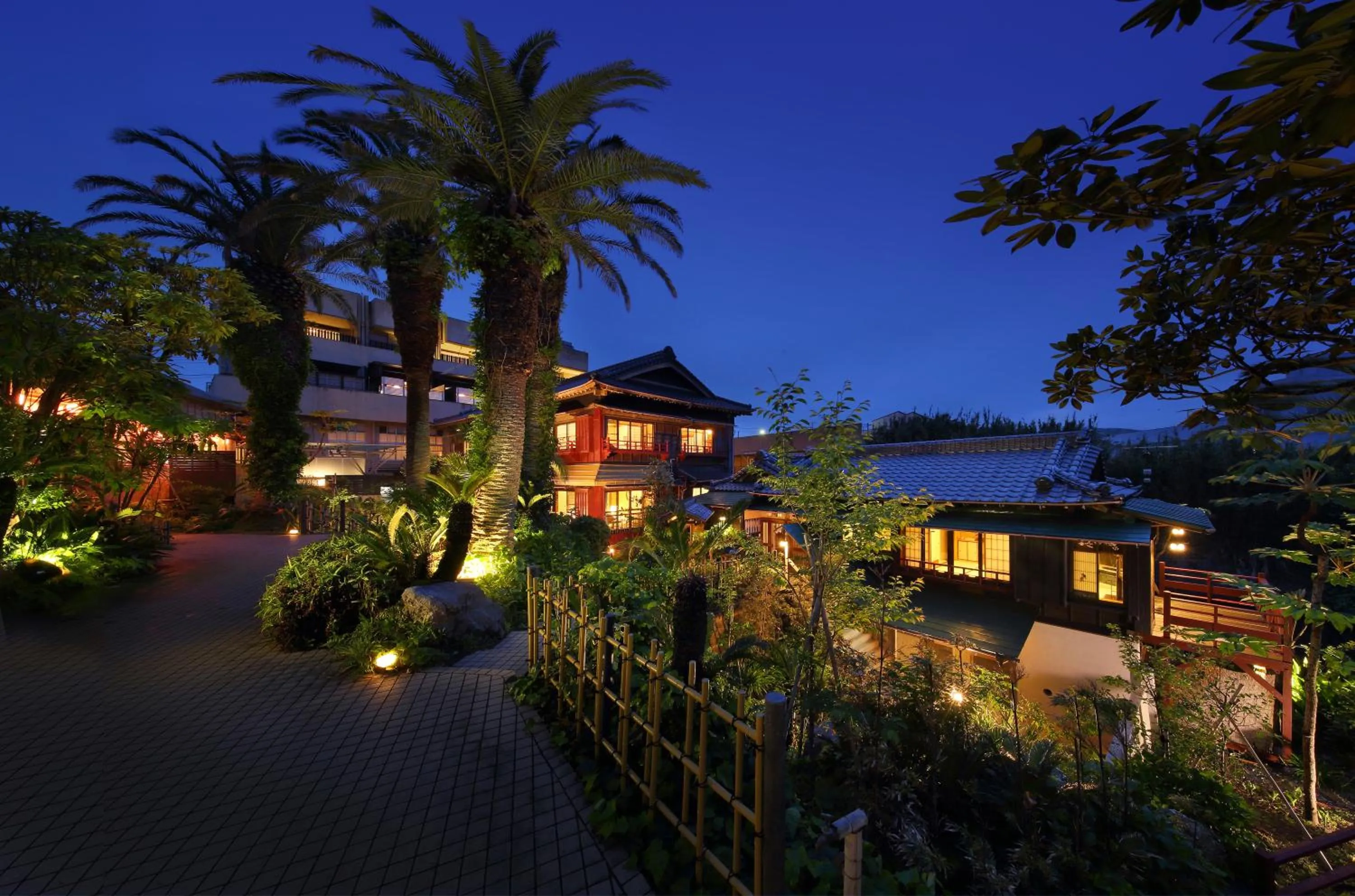 Property building in Chikurakan