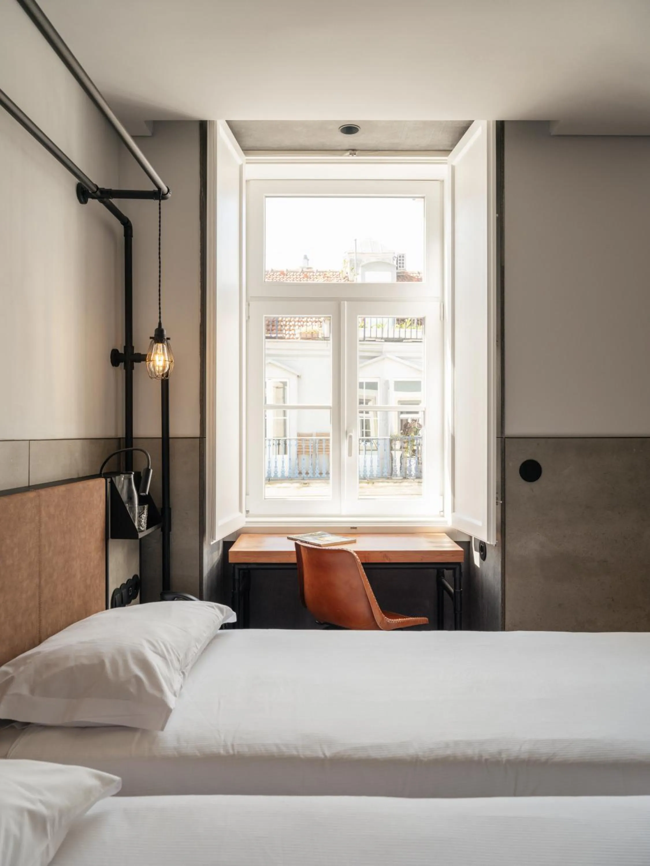 Bedroom, Bed in Inspira Santos Boutique Hotel