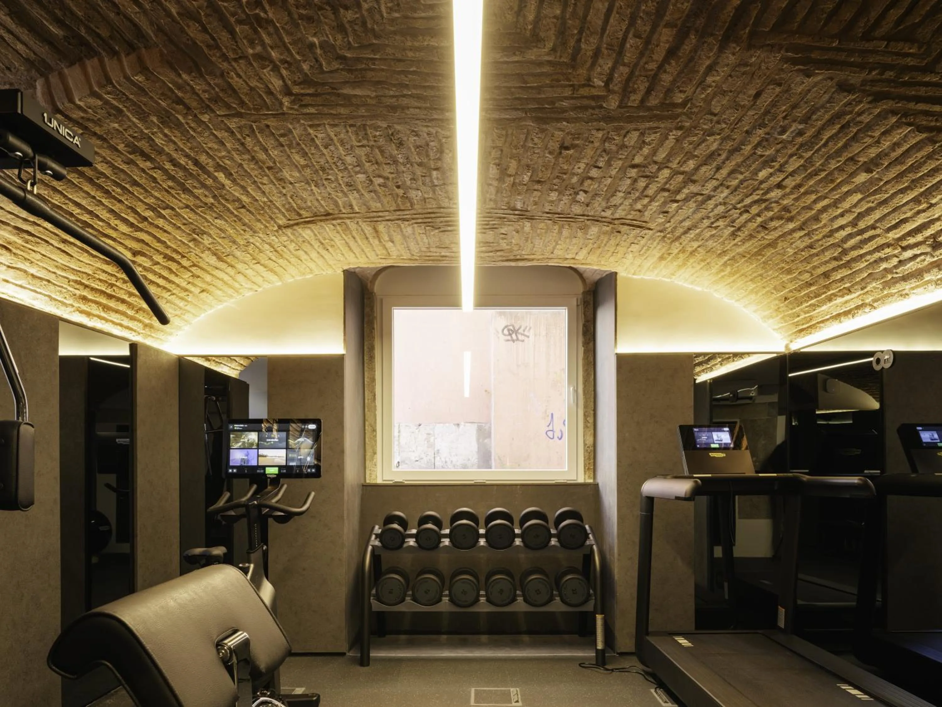 Fitness centre/facilities in Inspira Santos Boutique Hotel