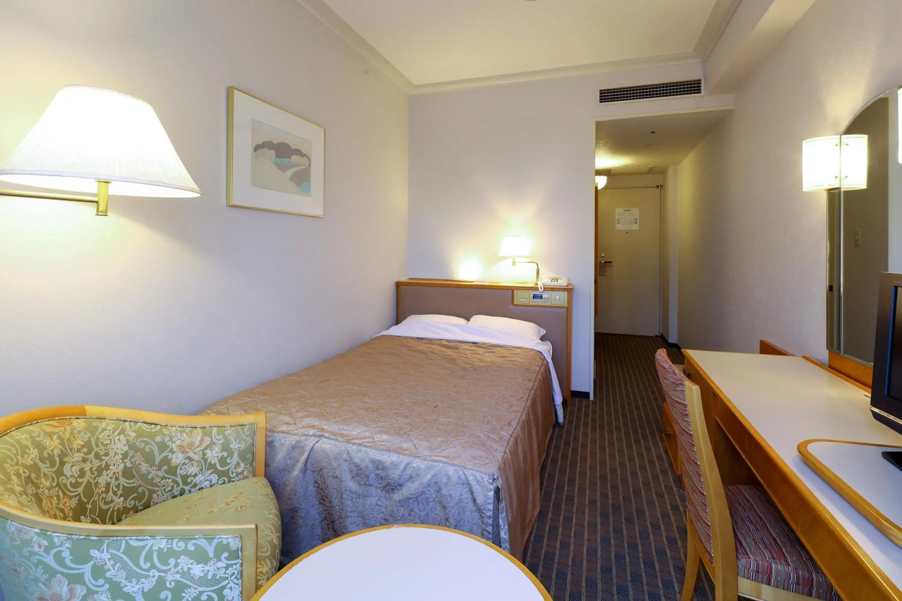 Photo of the whole room, Bed in Hotel Springs Makuhari