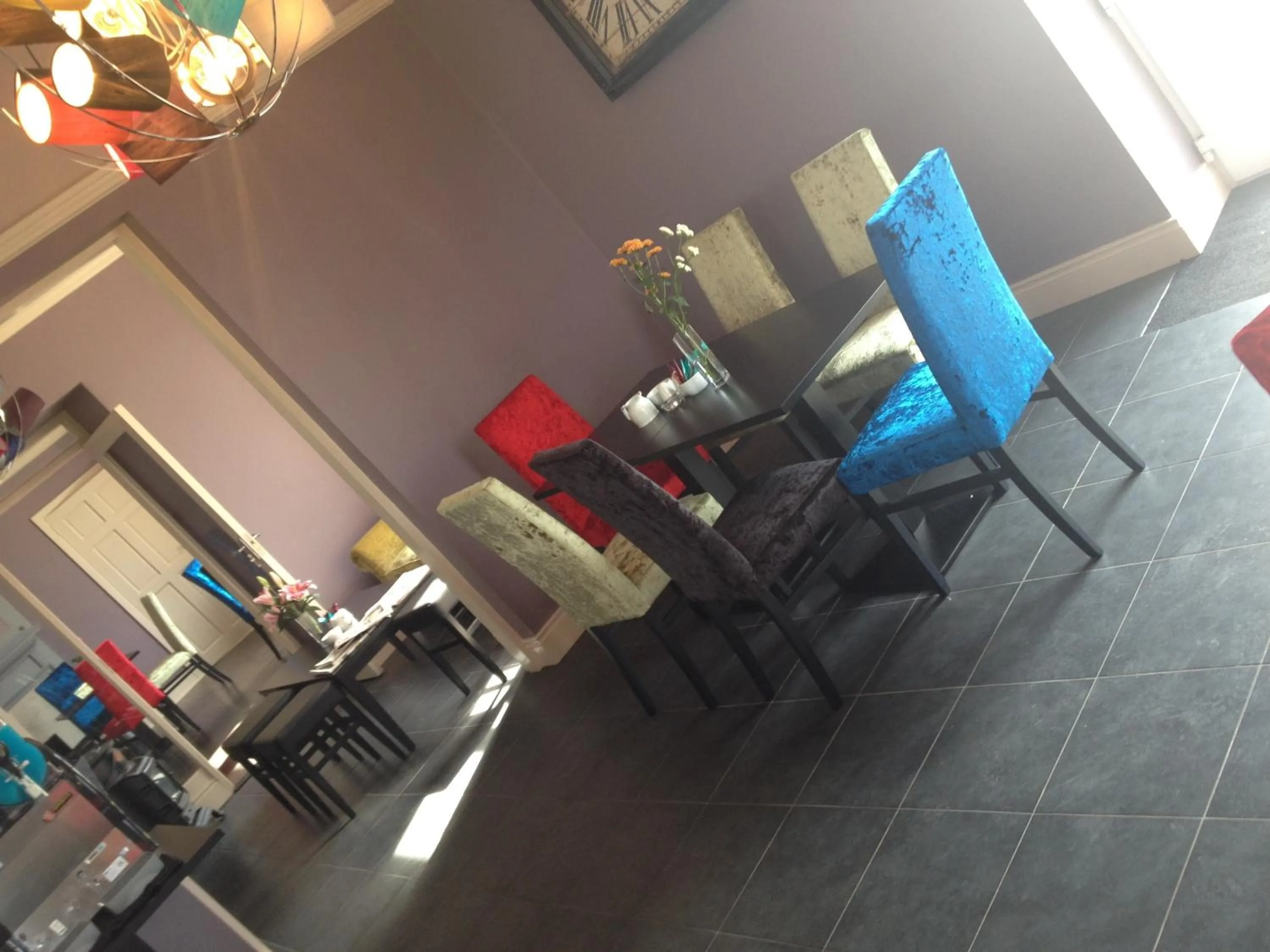 Dining area in Coast Lodge