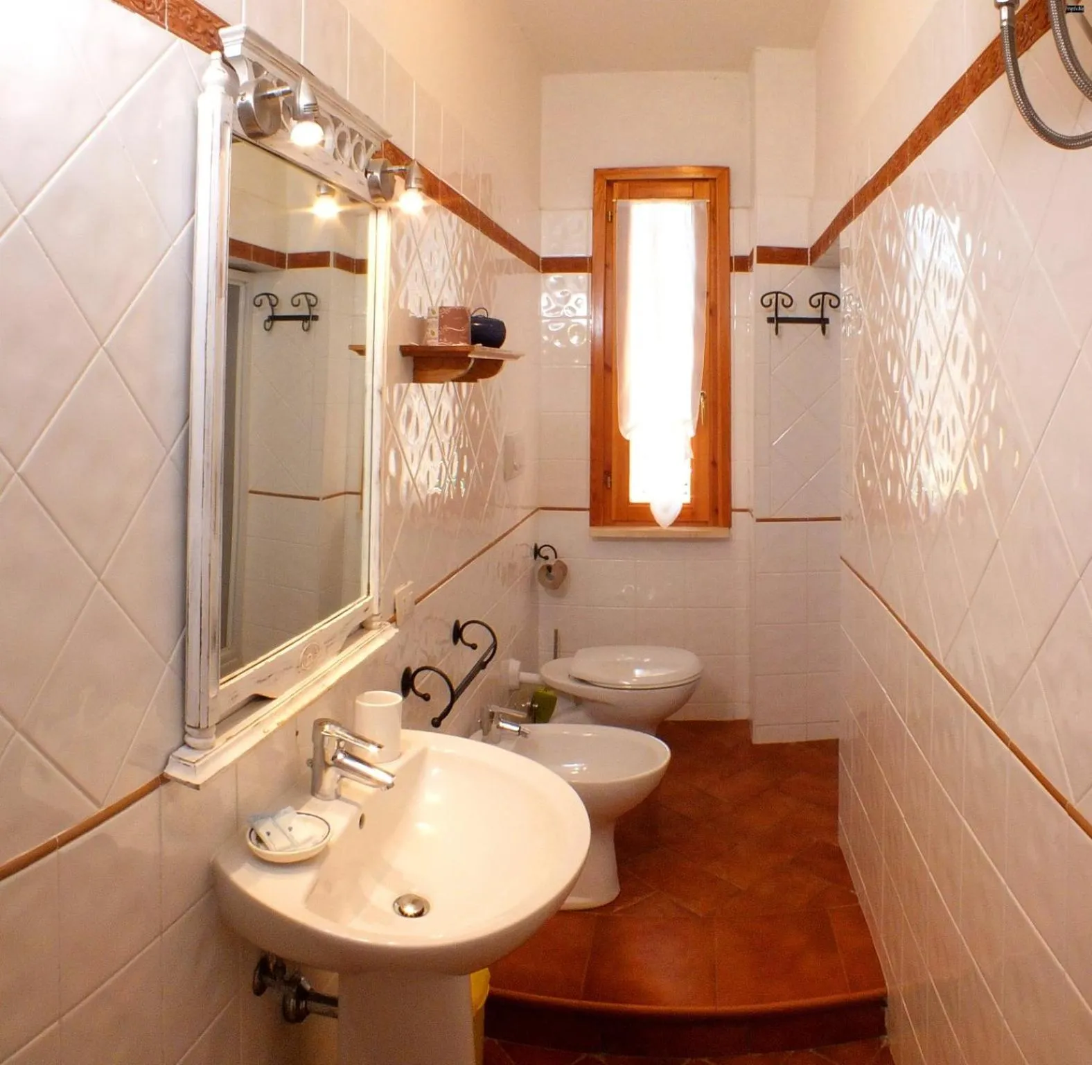 Shower in Agriturismo Le Pescine