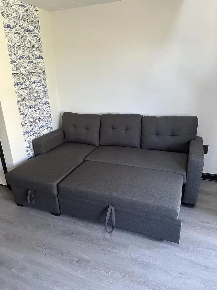 Living room in Harborside Suites