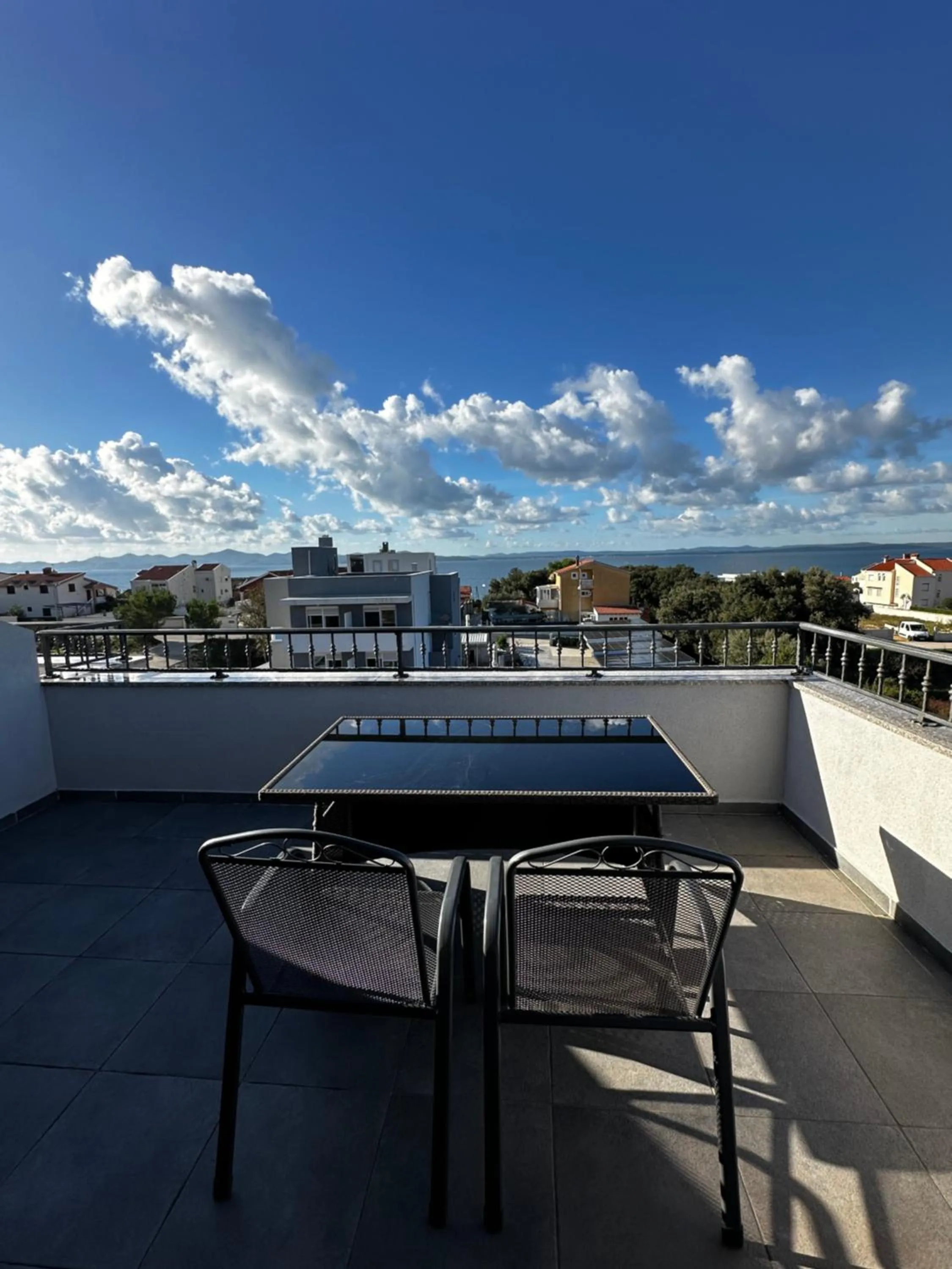 Day in Aparthotel Plat