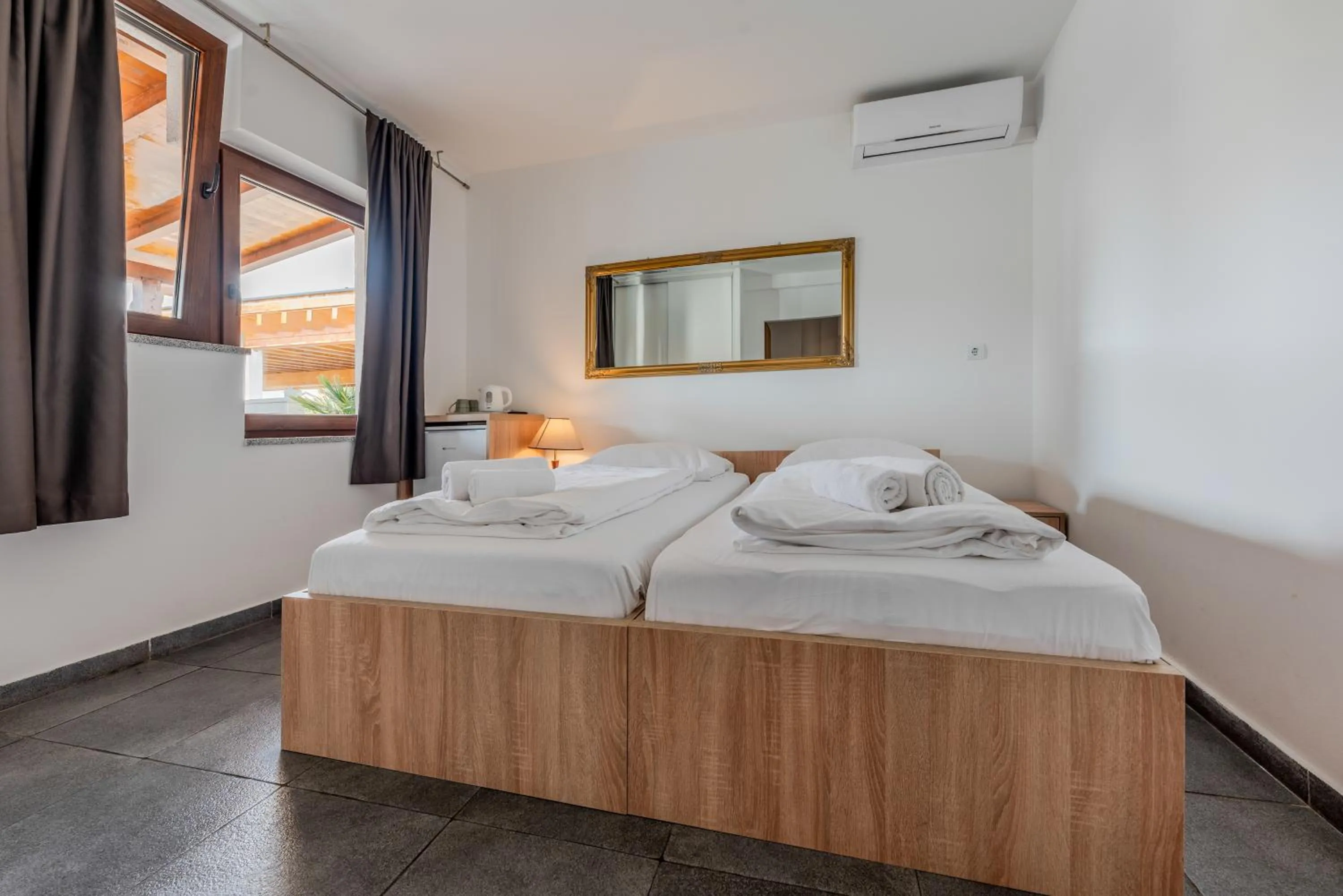 Photo of the whole room, Bed in Aparthotel Plat