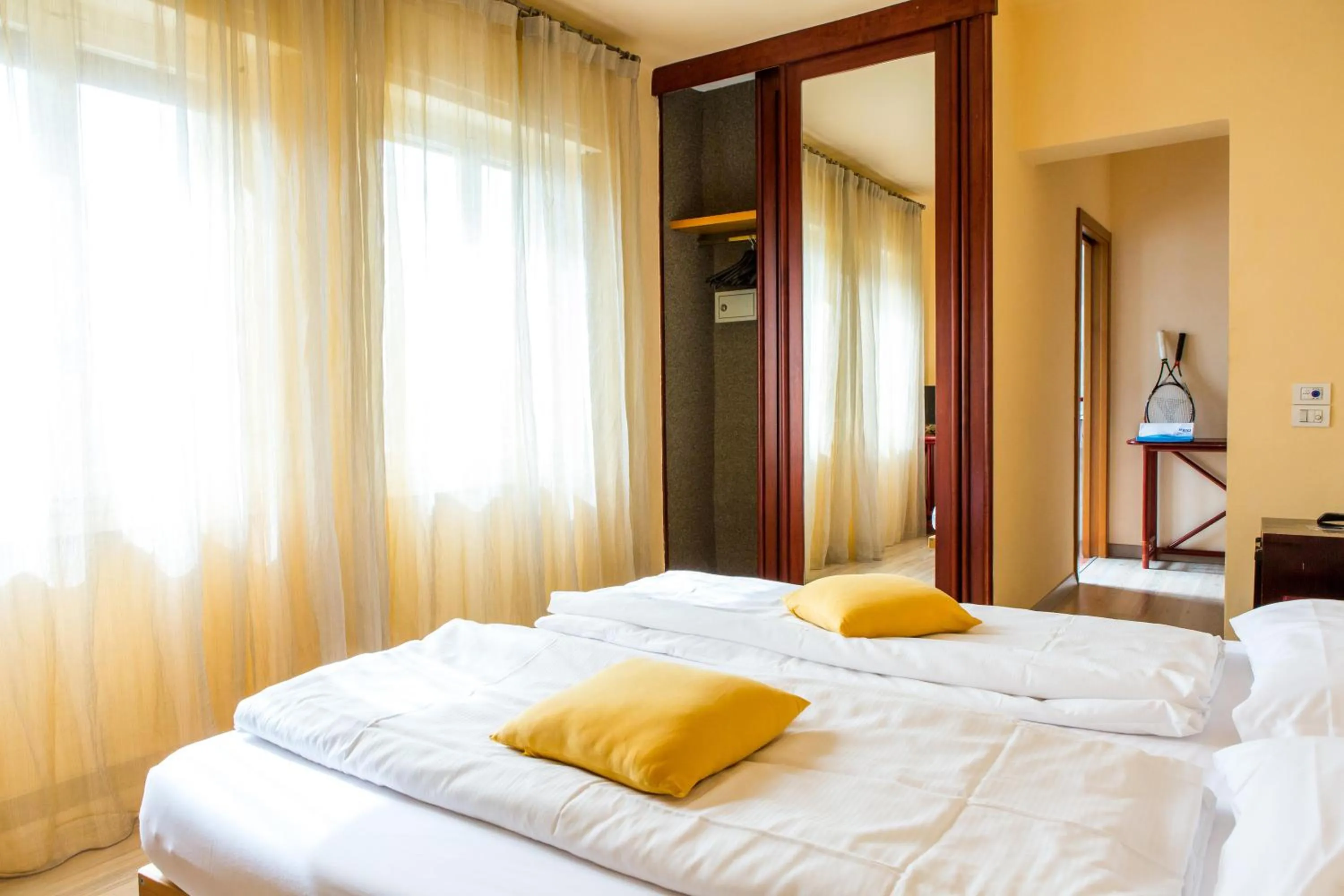 Bed in Club Hotel Olivi - Tennis Center