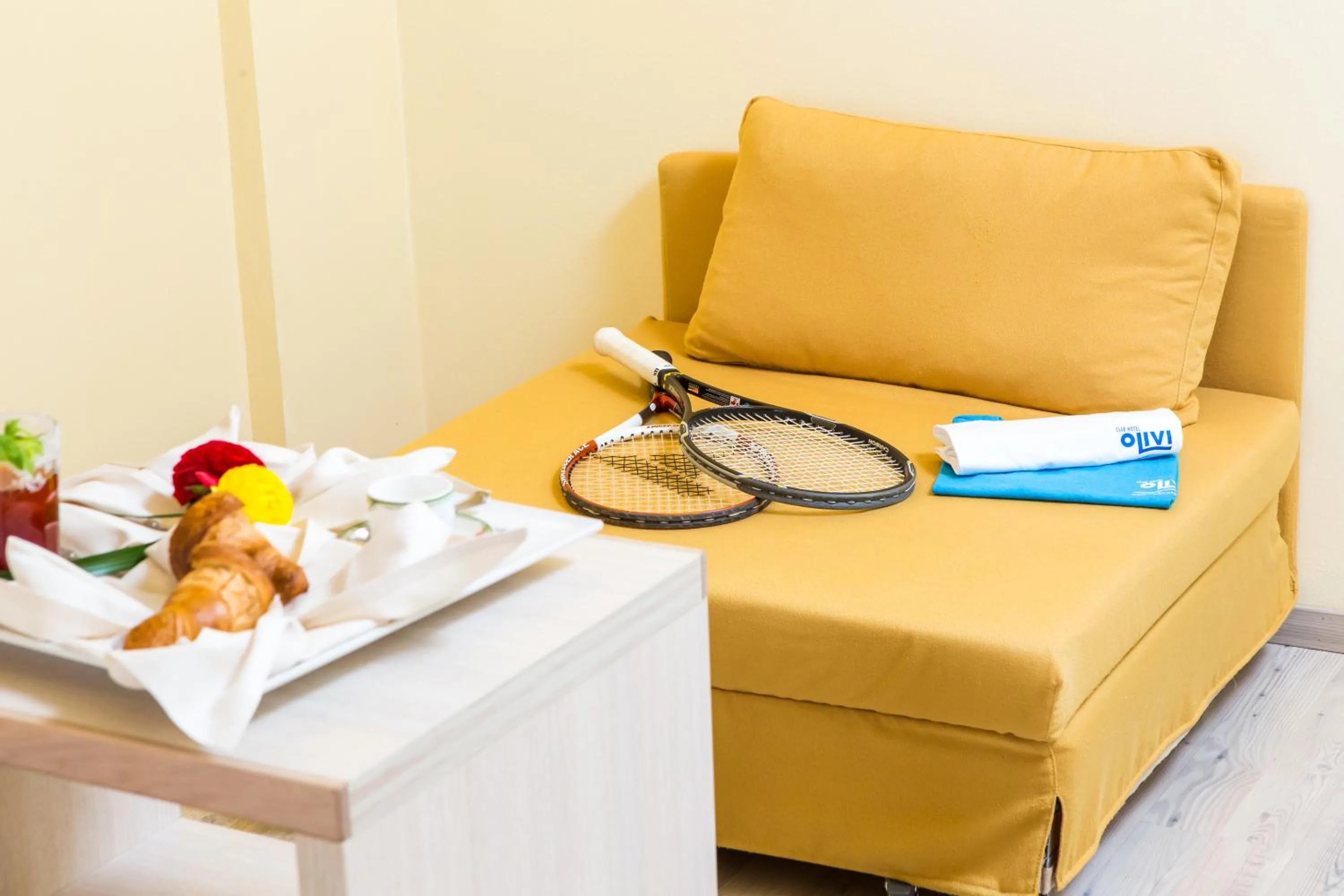 Tennis court in Club Hotel Olivi - Tennis Center