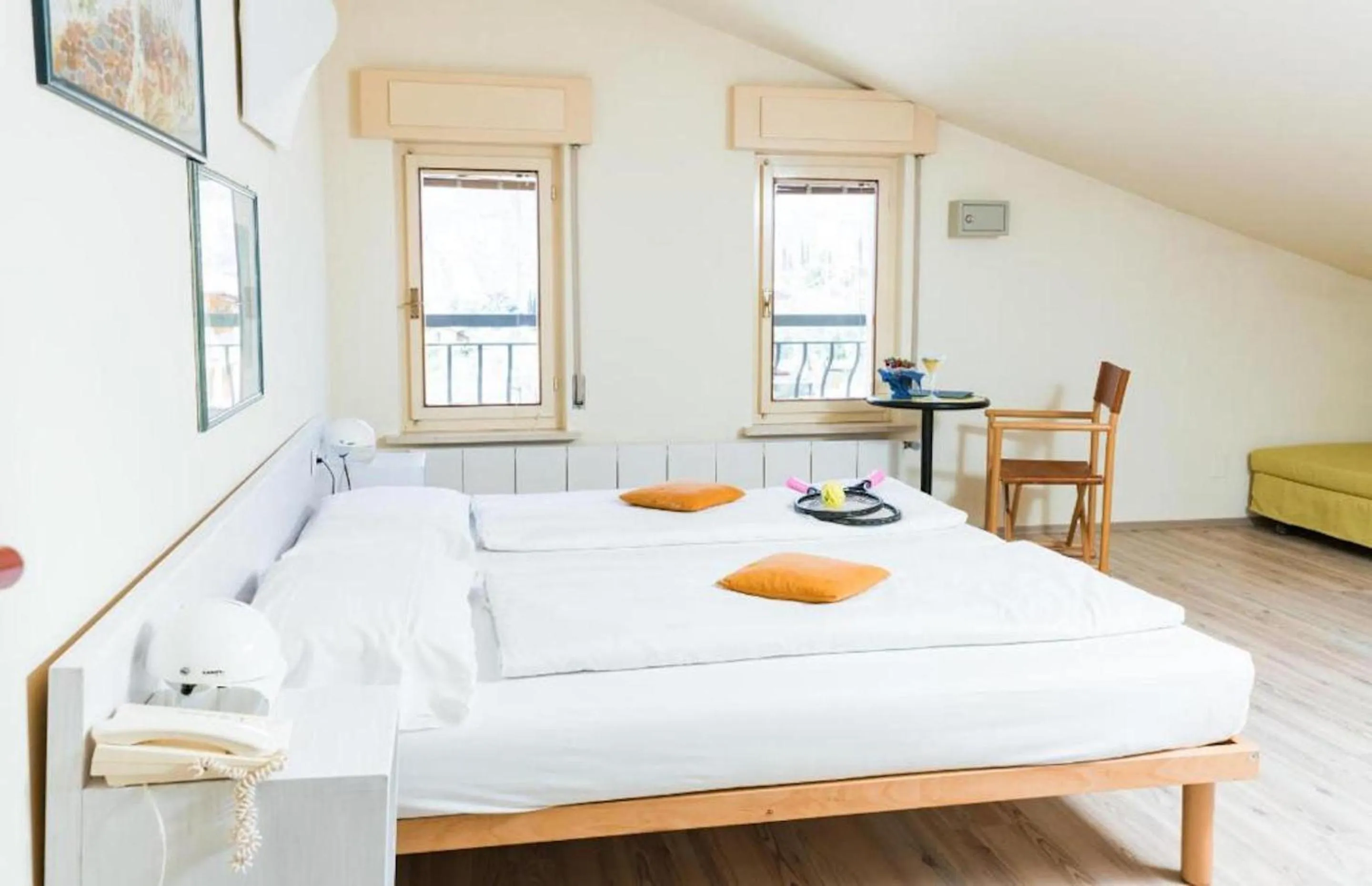 Photo of the whole room, Bed in Club Hotel Olivi - Tennis Center