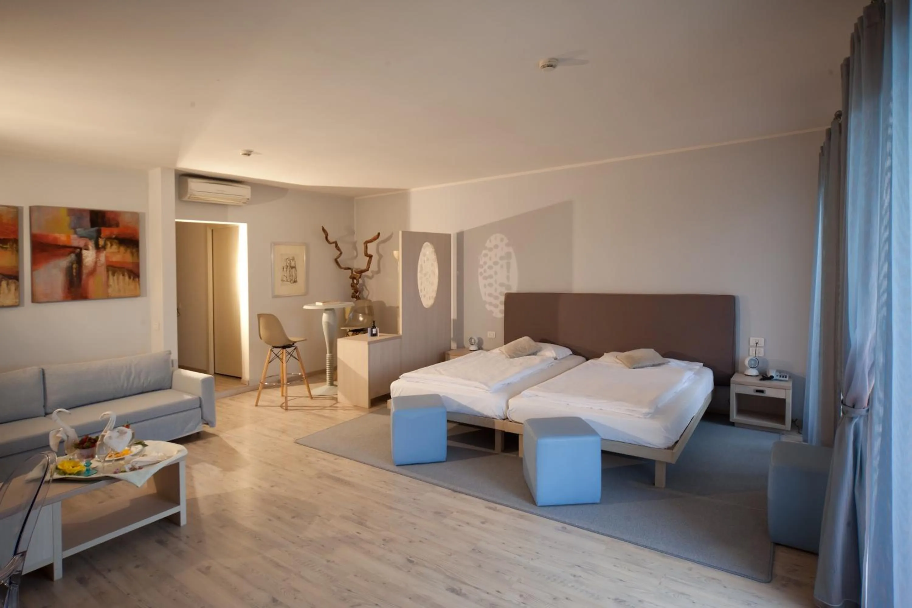 Photo of the whole room, Bed in Club Hotel Olivi - Tennis Center