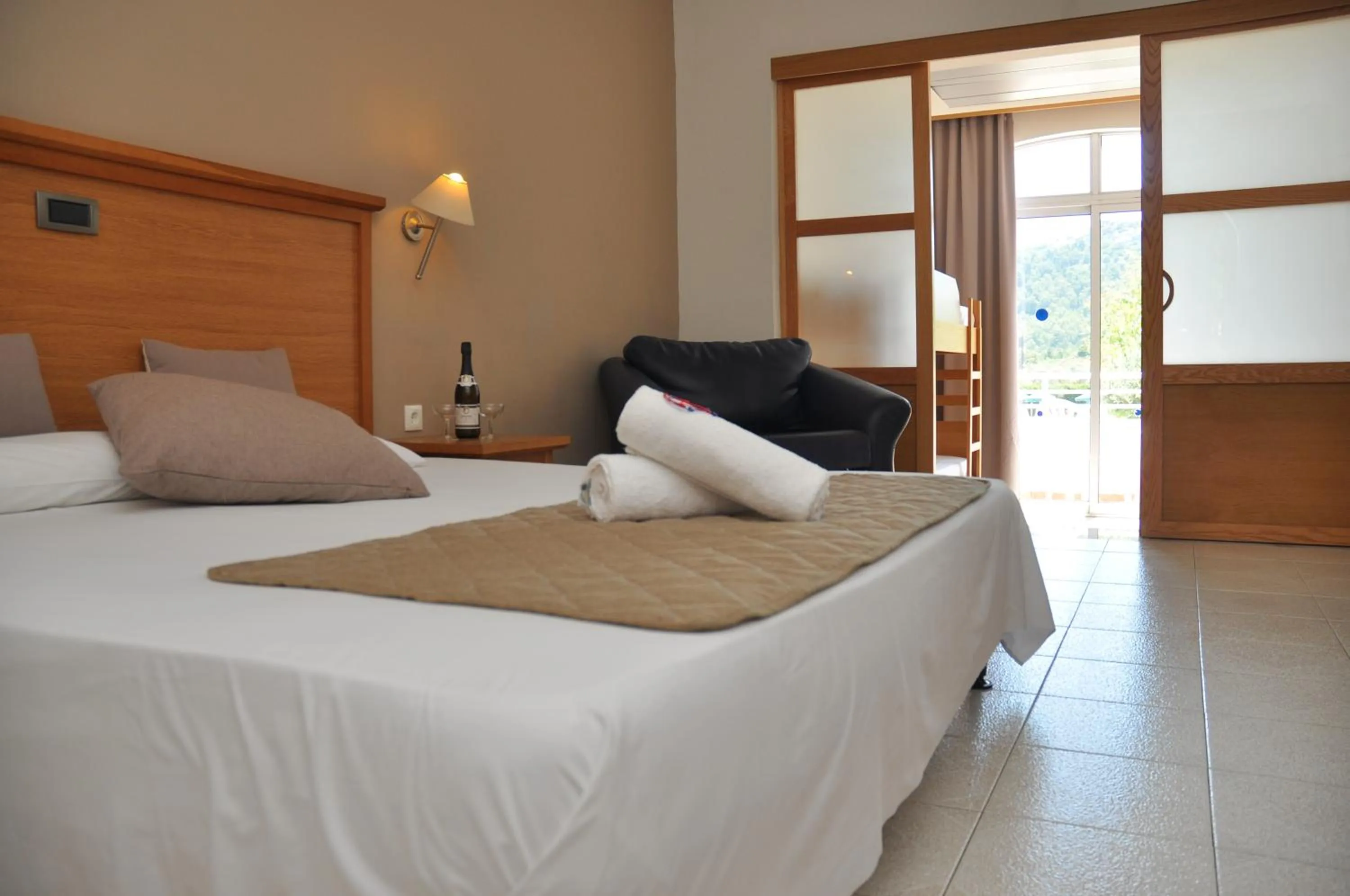 Photo of the whole room, Bed in Cyprotel Faliraki