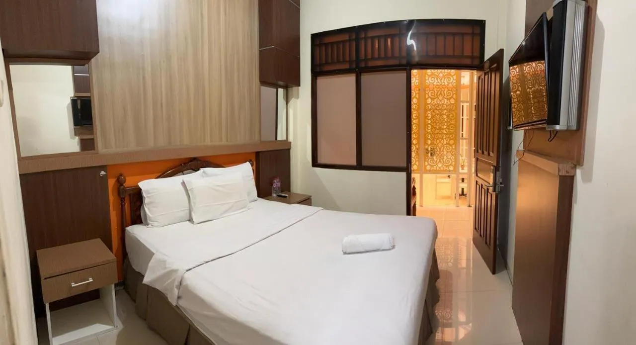 Hotel Dragon Palace
