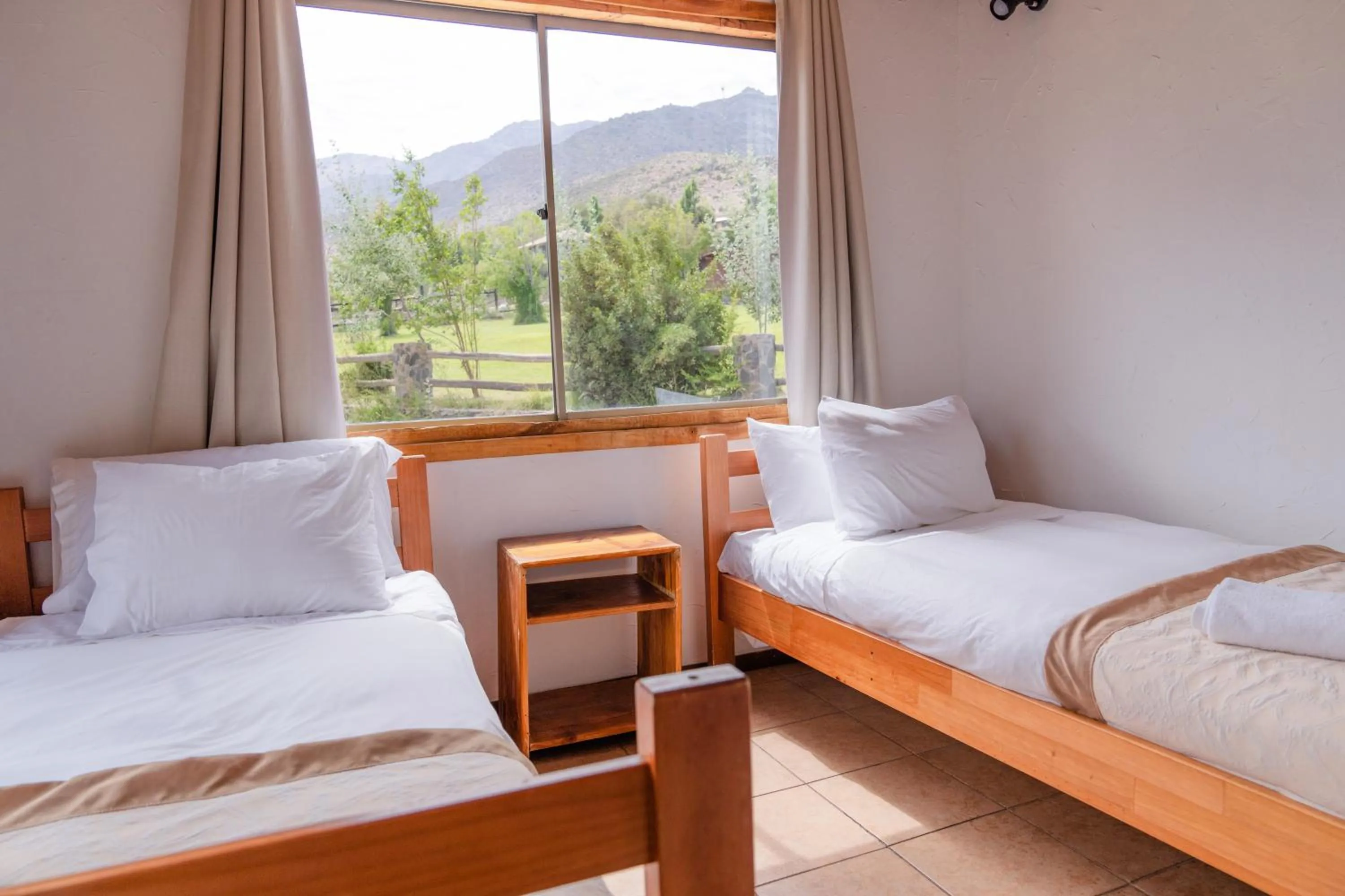 Bed in San Francisco Lodge