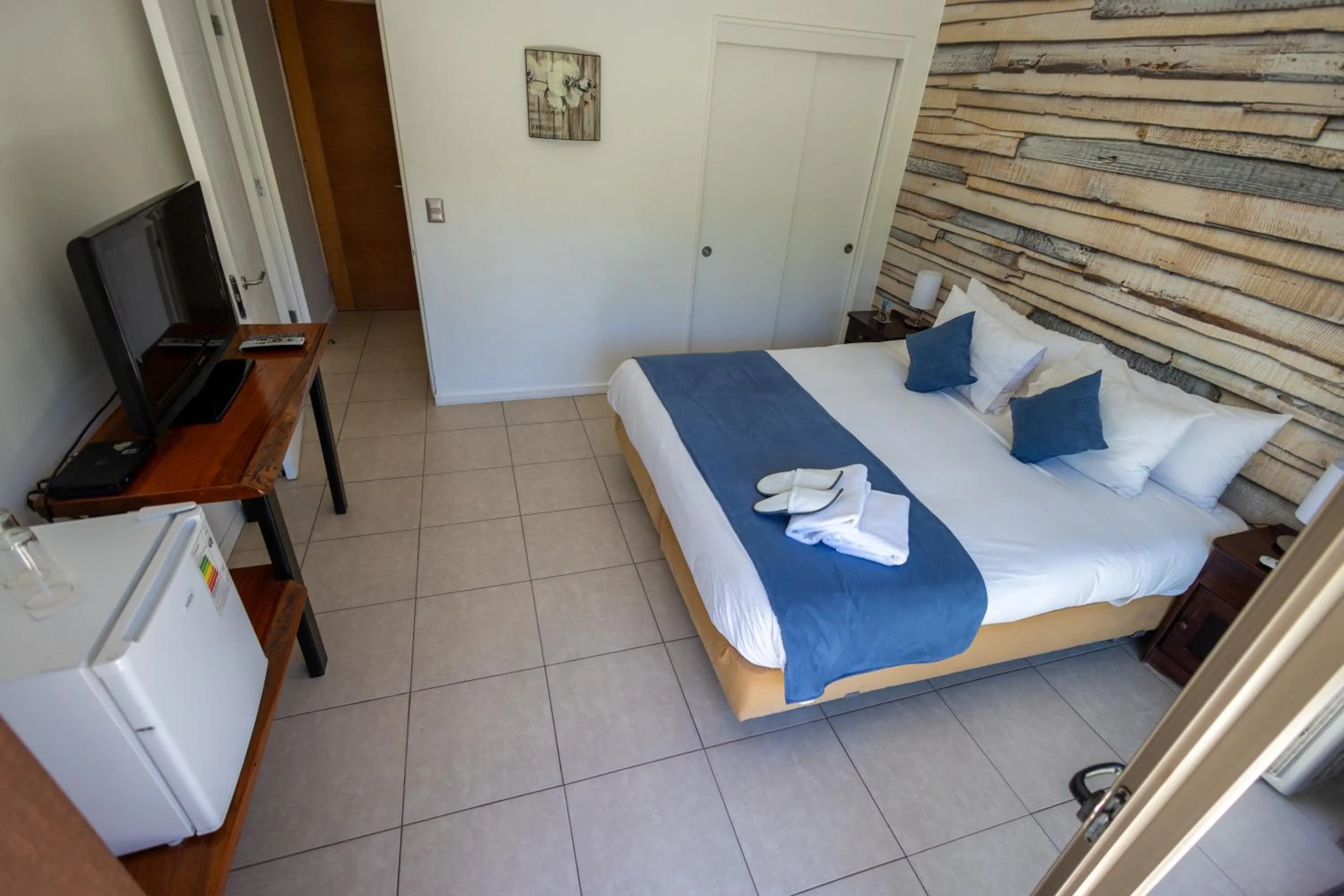Bed in San Francisco Lodge