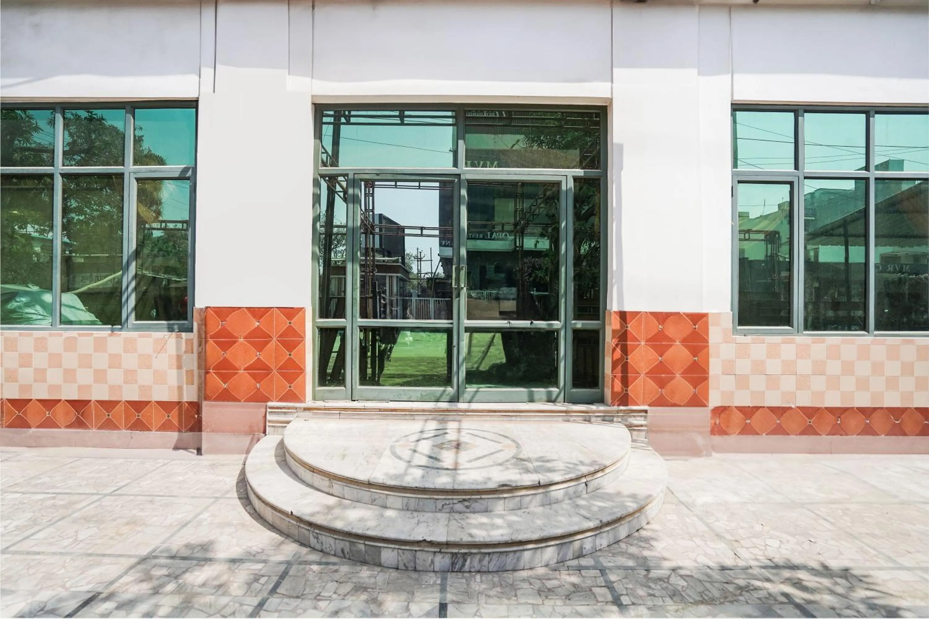 Facade/entrance in FabHotel Aman Paradise